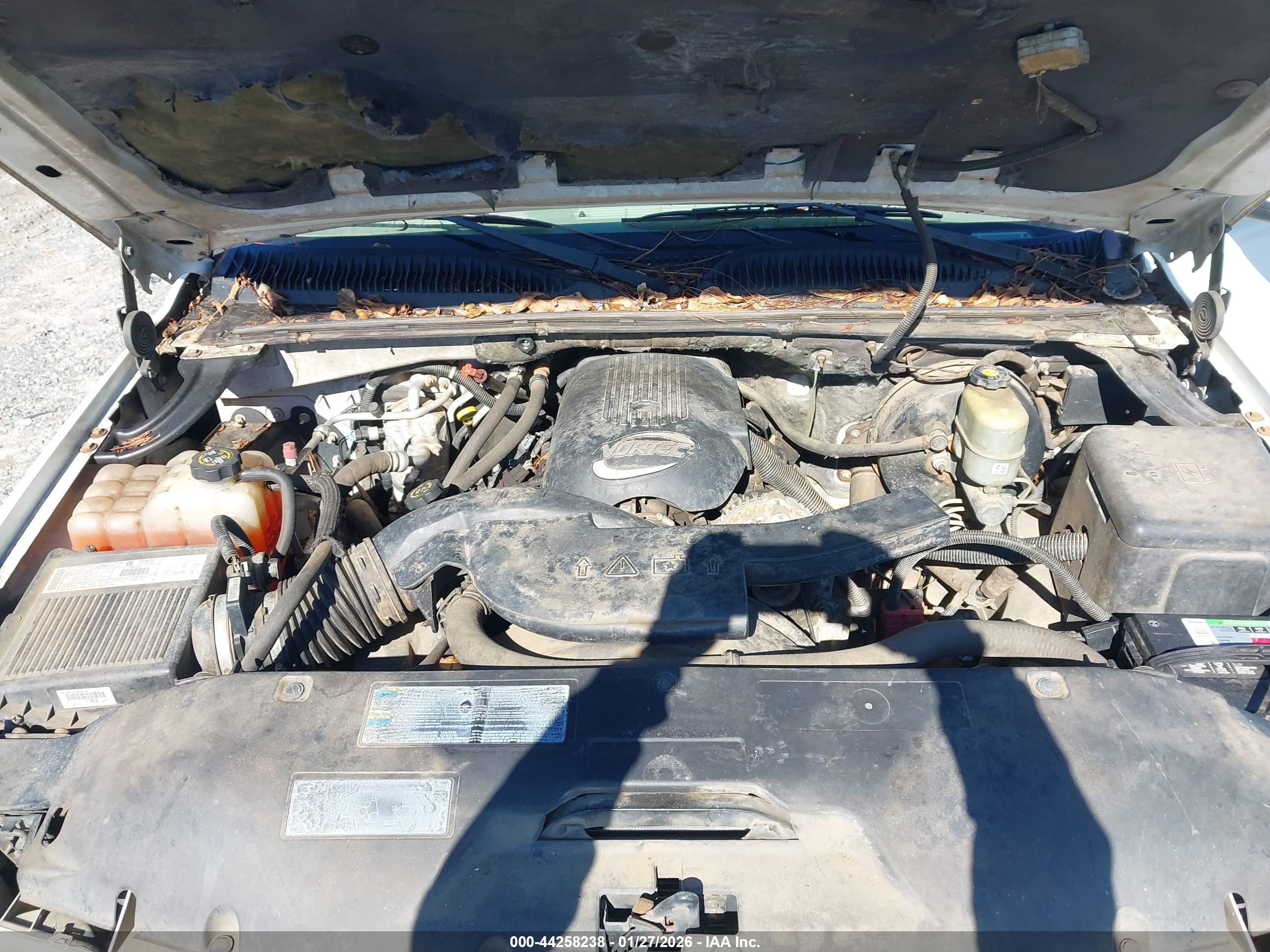 CHEVROLET TAHOE image 10