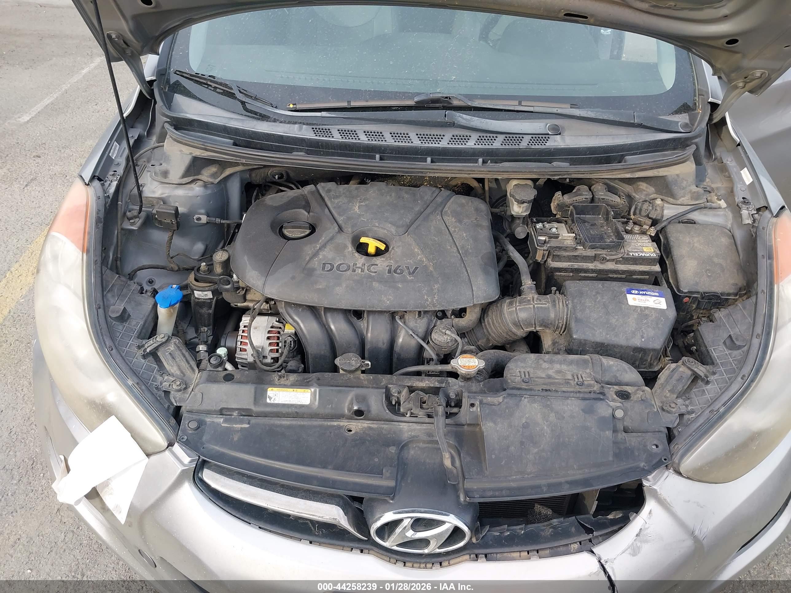 HYUNDAI ELANTRA image 10