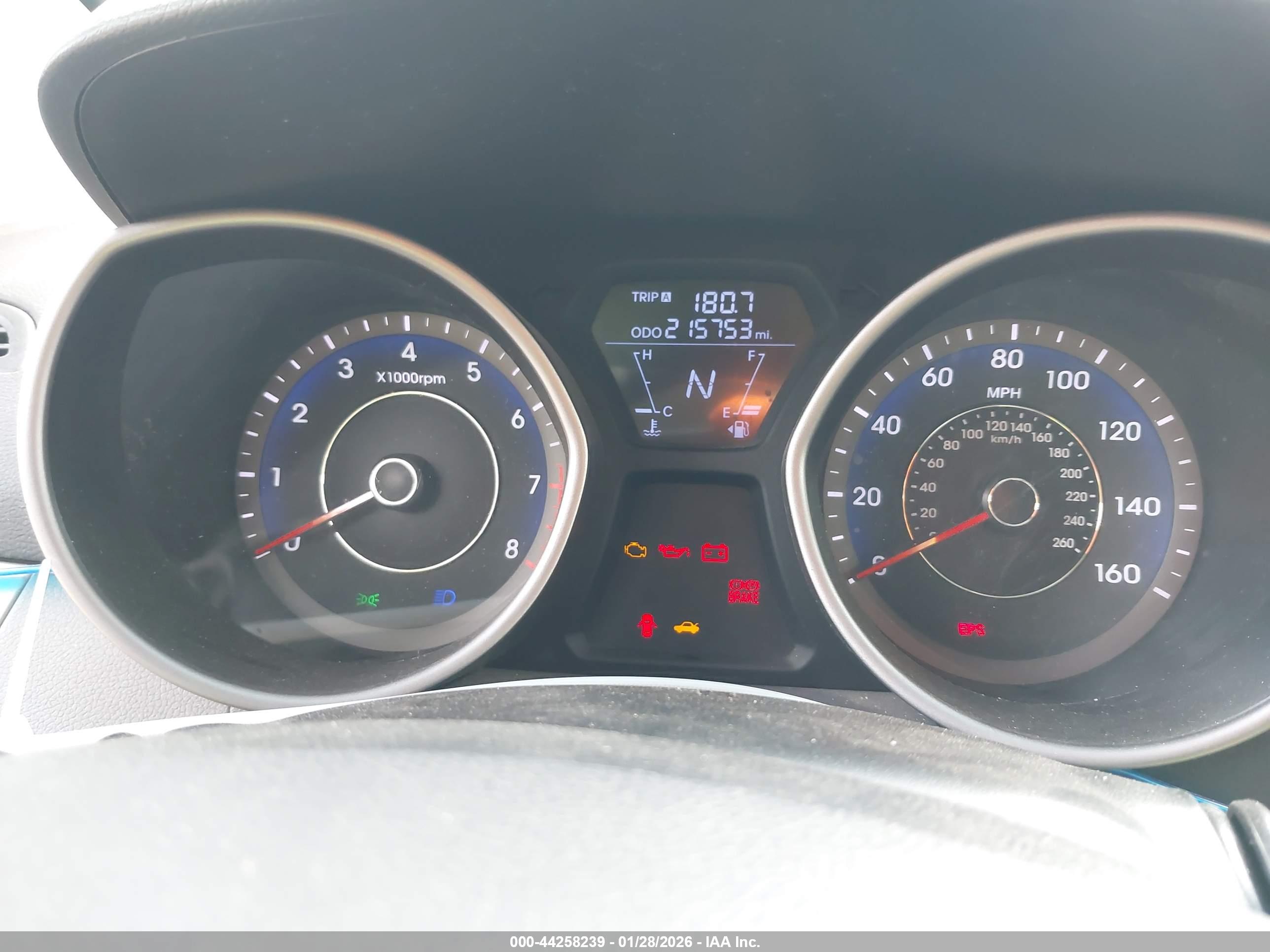 HYUNDAI ELANTRA image 7