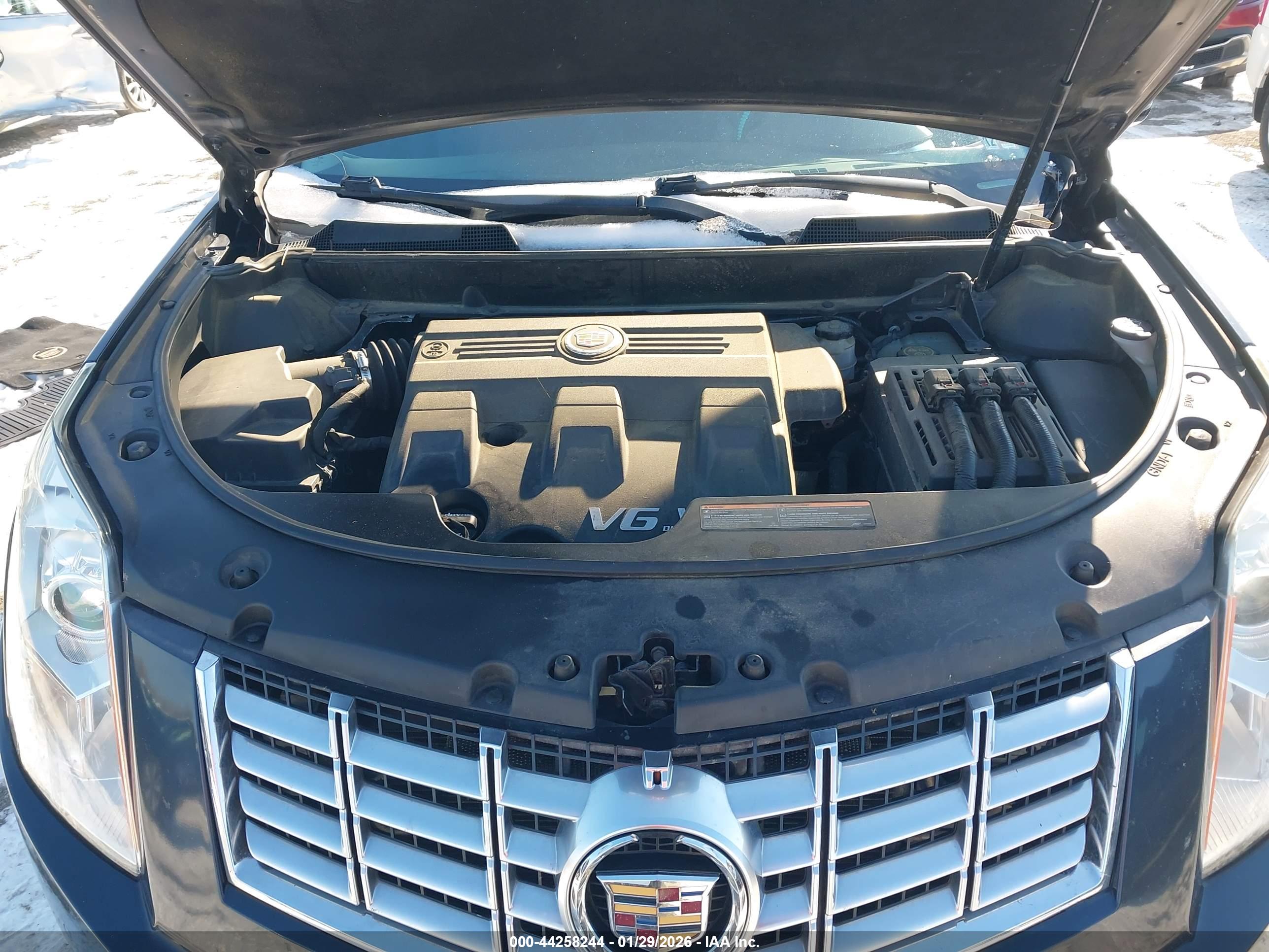 CADILLAC SRX image 10