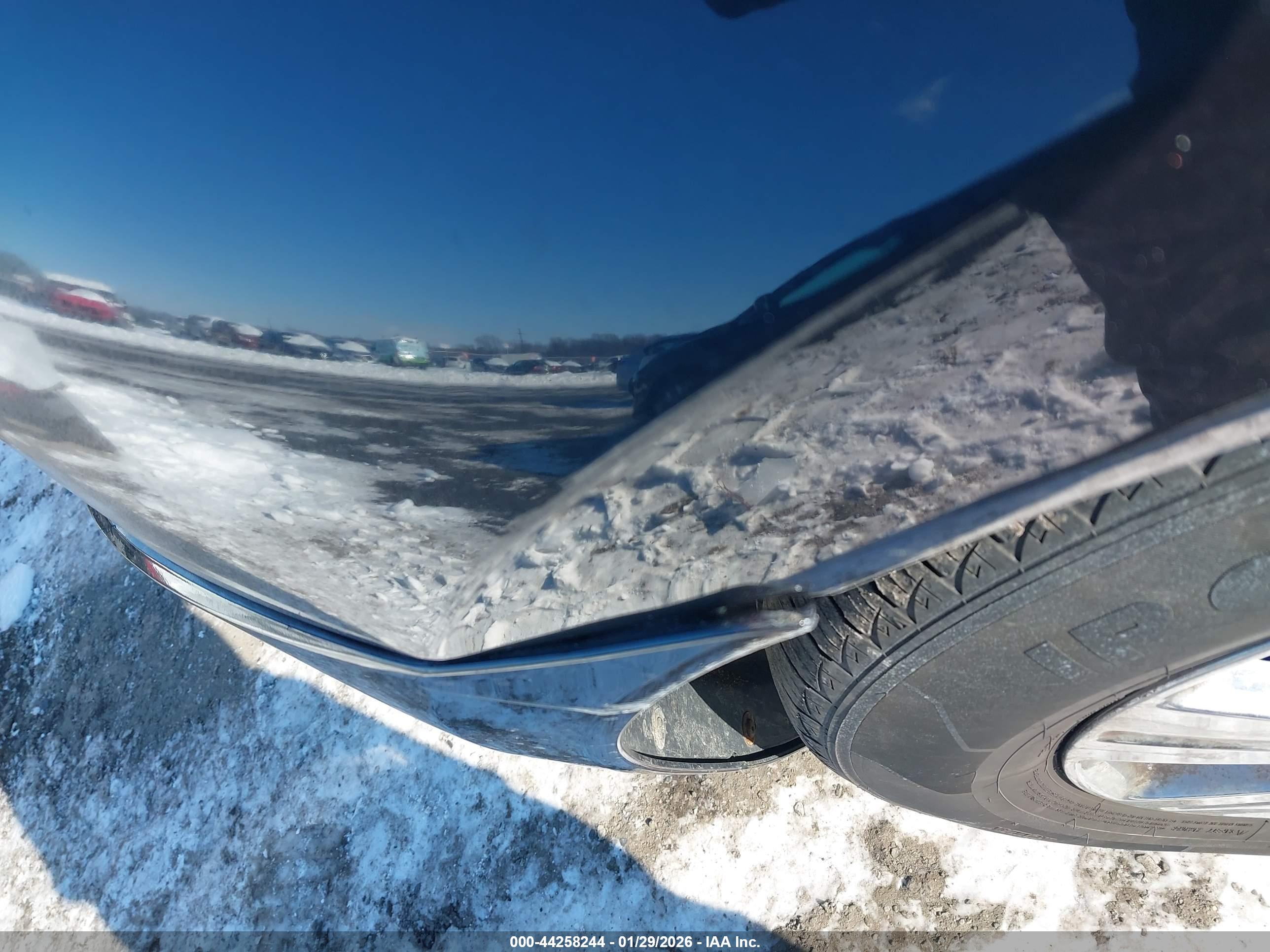 CADILLAC SRX image 6