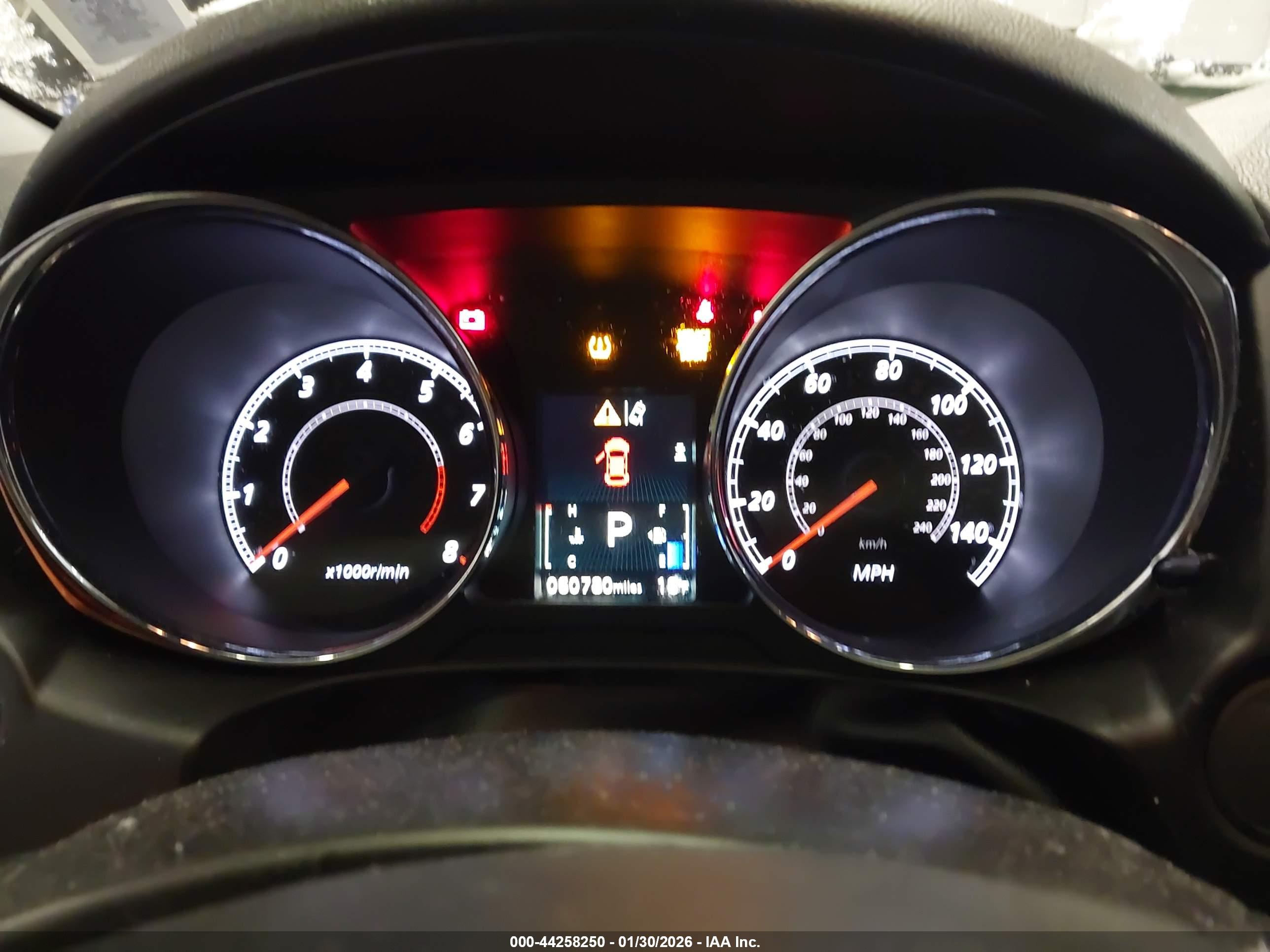 MITSUBISHI OUTLANDER image 7