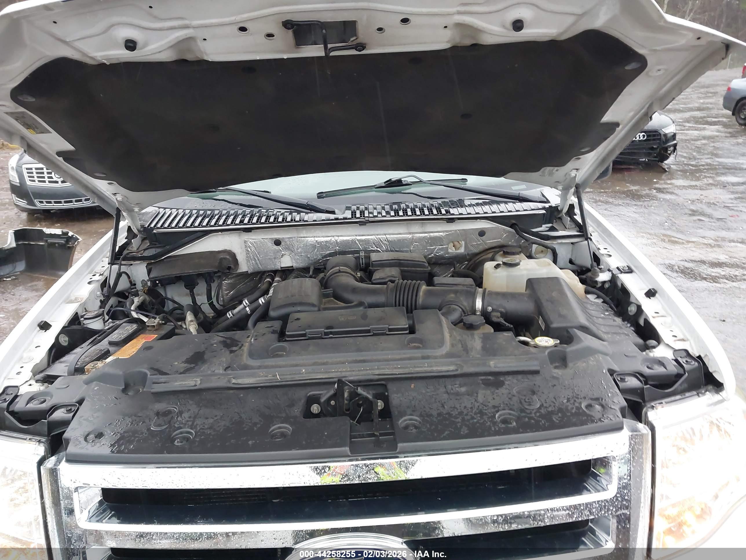 FORD EXPEDITION image 10