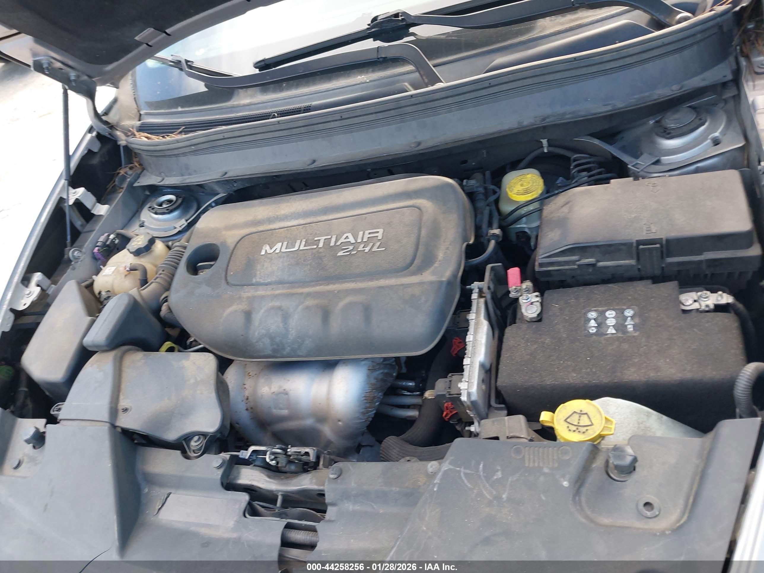 JEEP CHEROKEE image 10