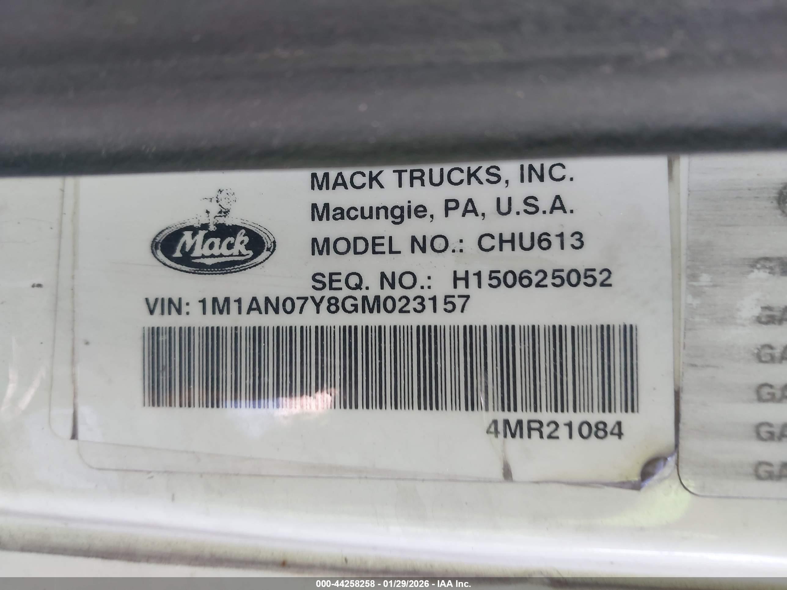 MACK 600 image 9