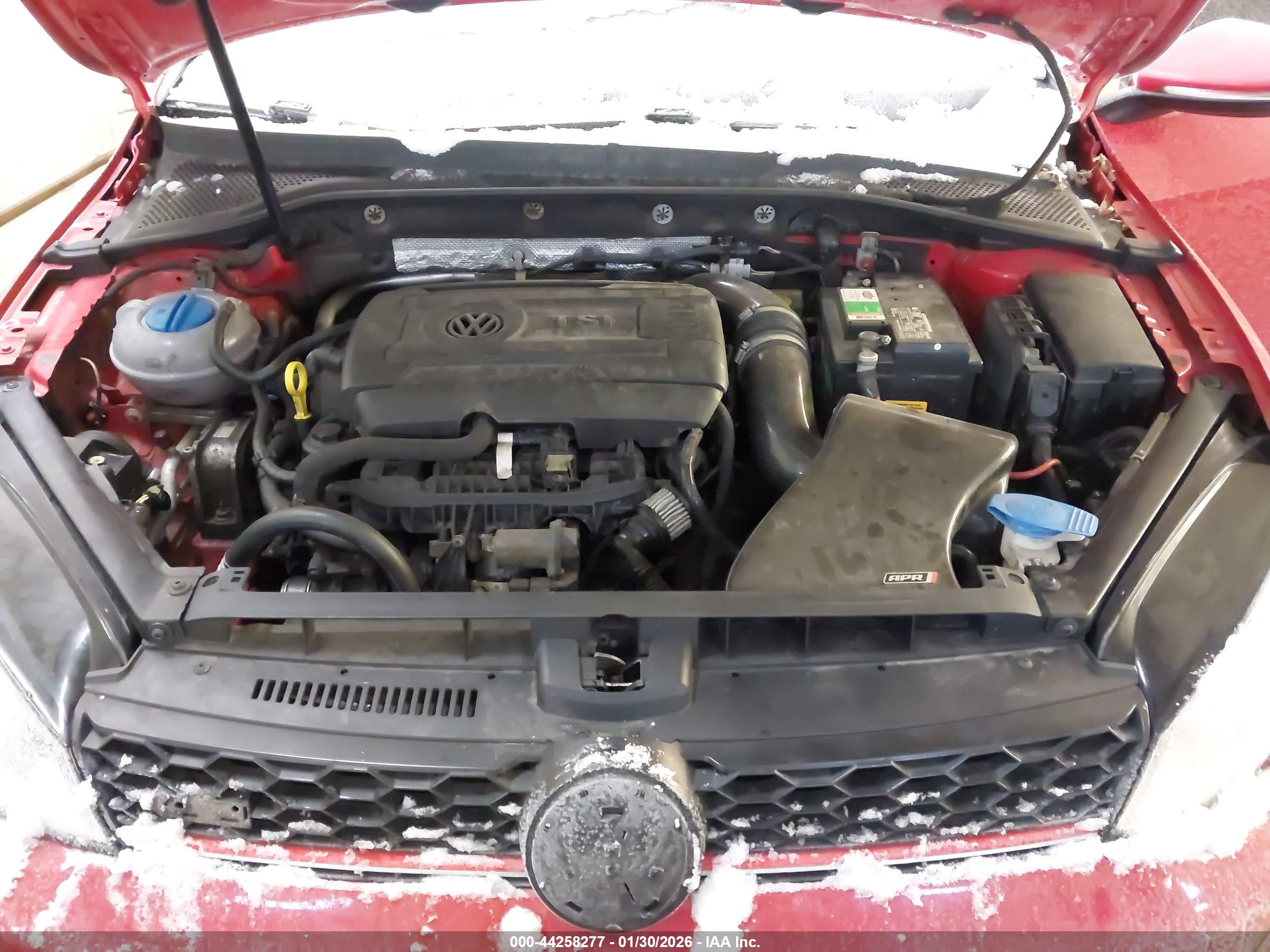VOLKSWAGEN GOLF image 10