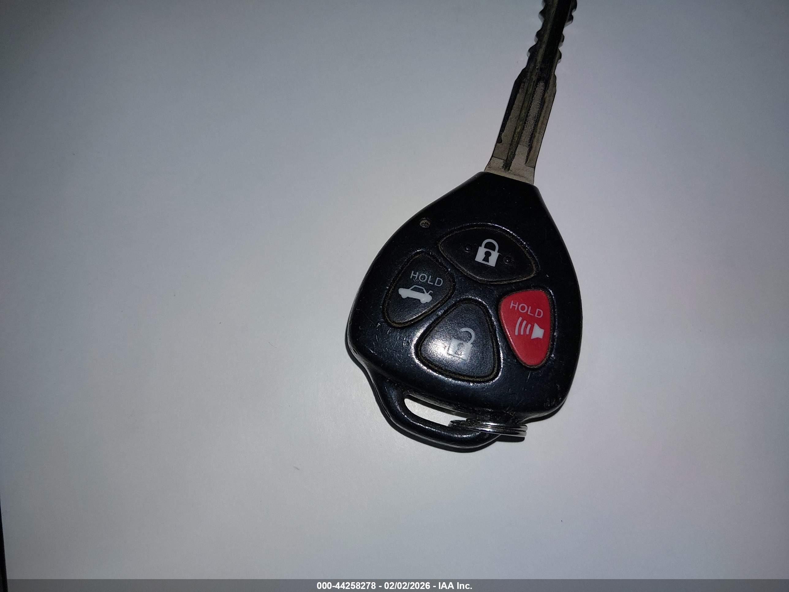 TOYOTA CAMRY image 11