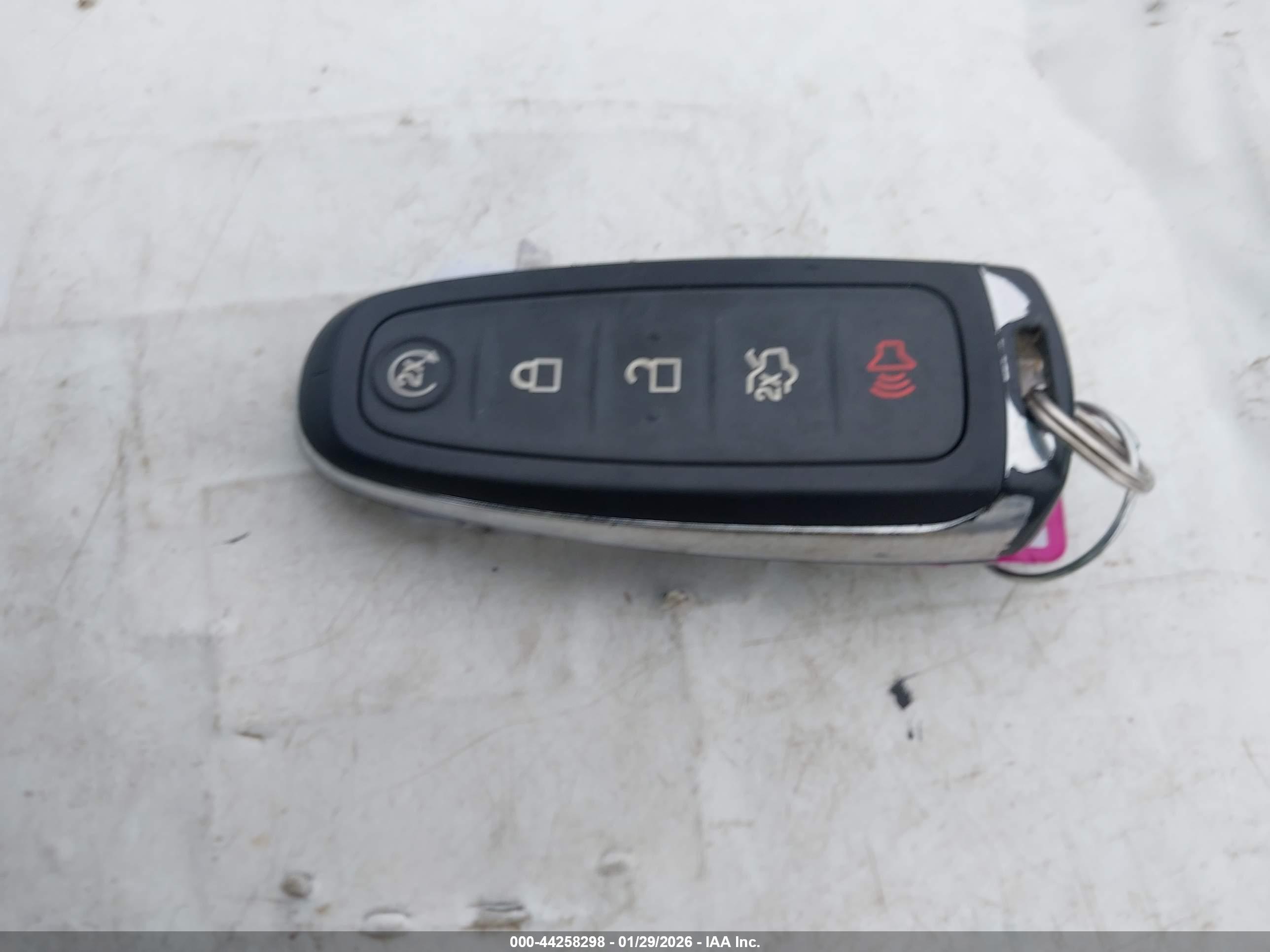 FORD ESCAPE image 11