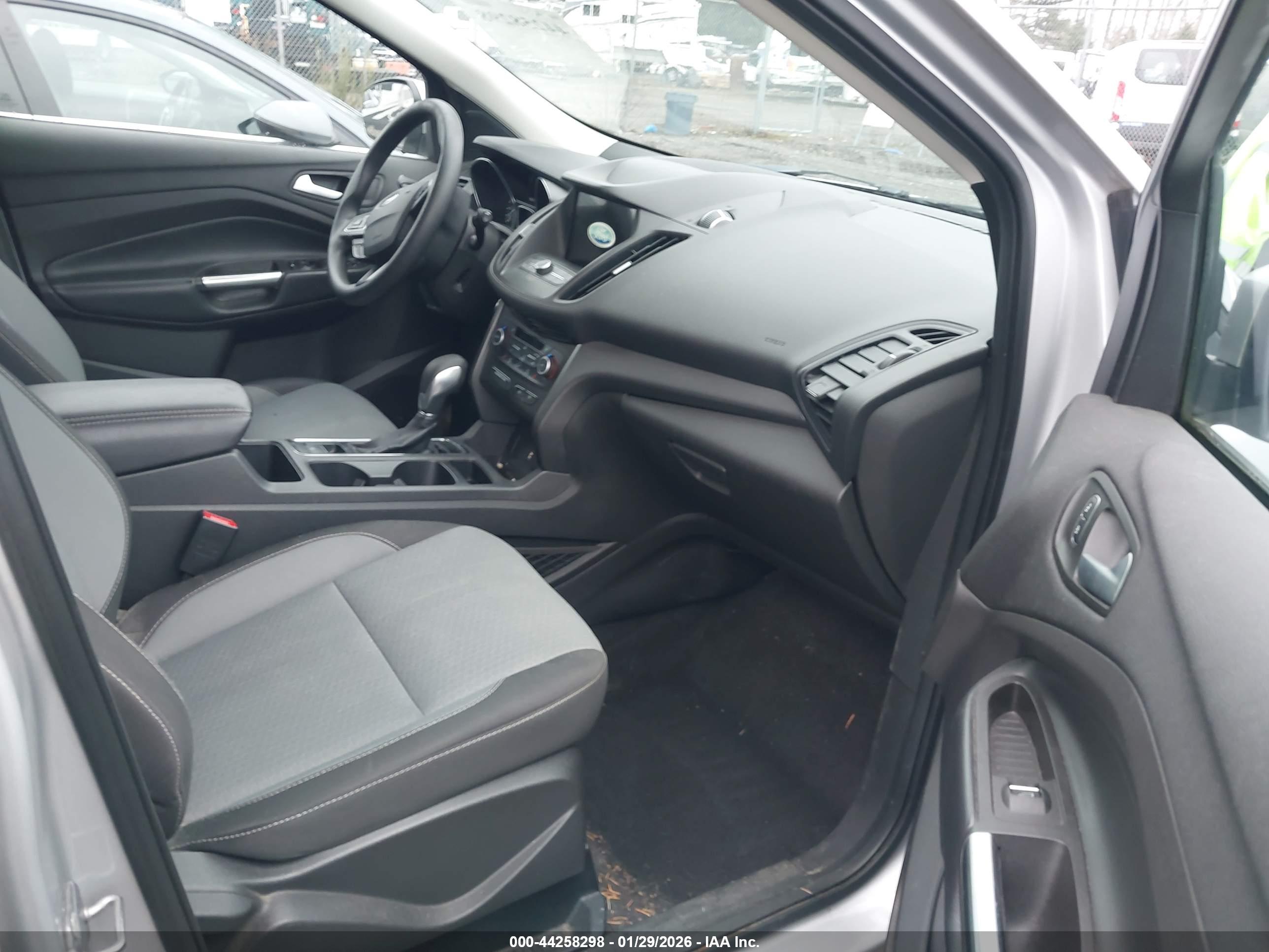FORD ESCAPE image 5