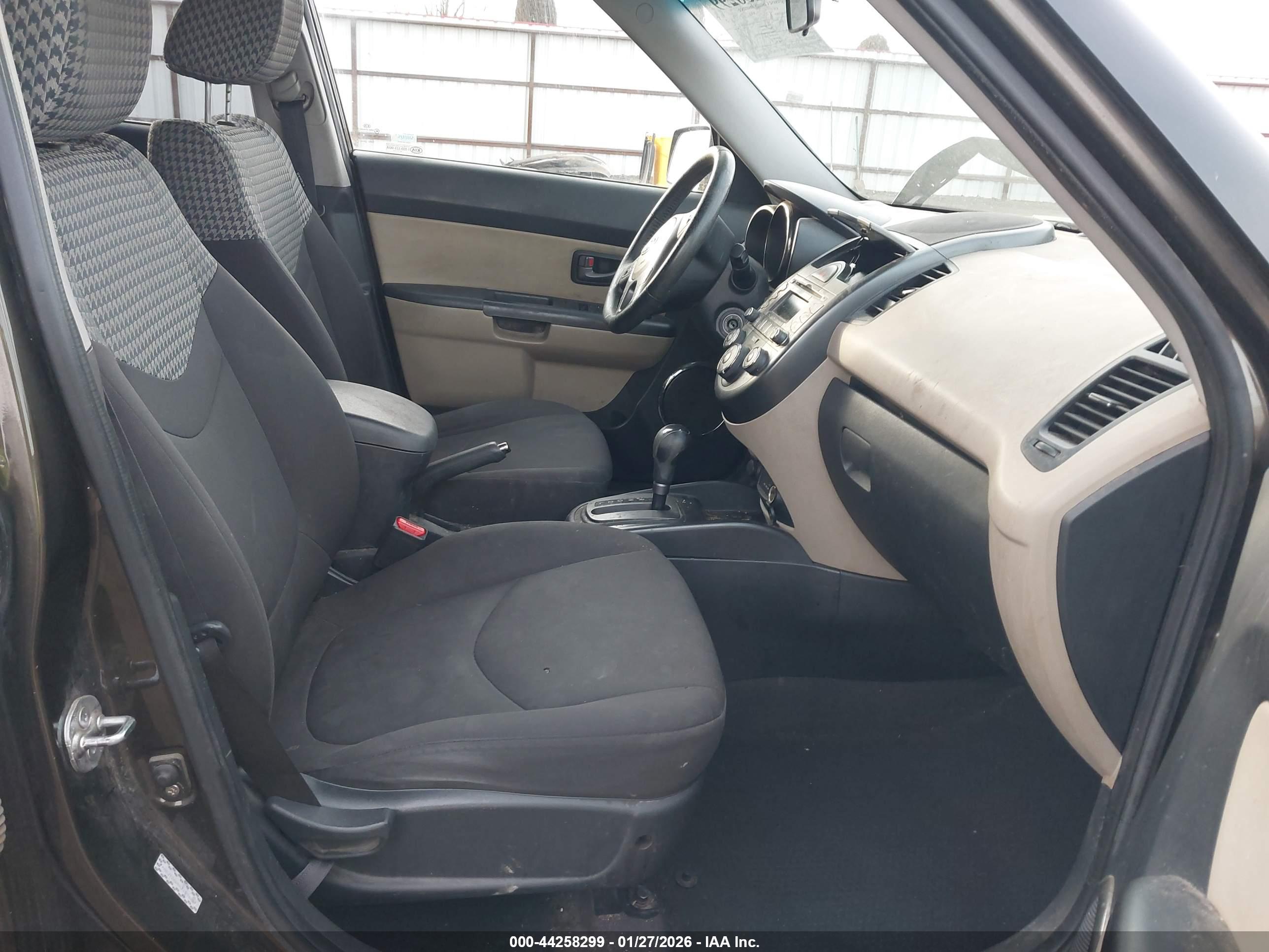 KIA SOUL image 5