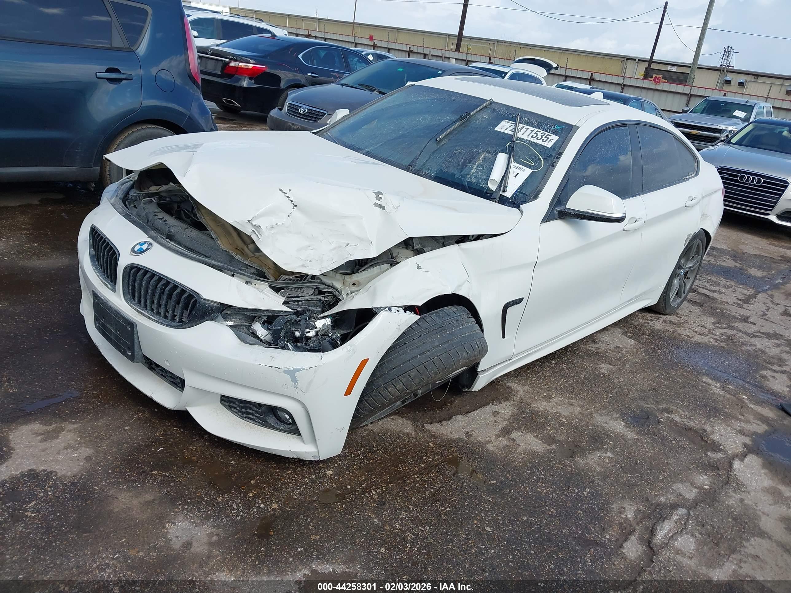 BMW 440I image 2