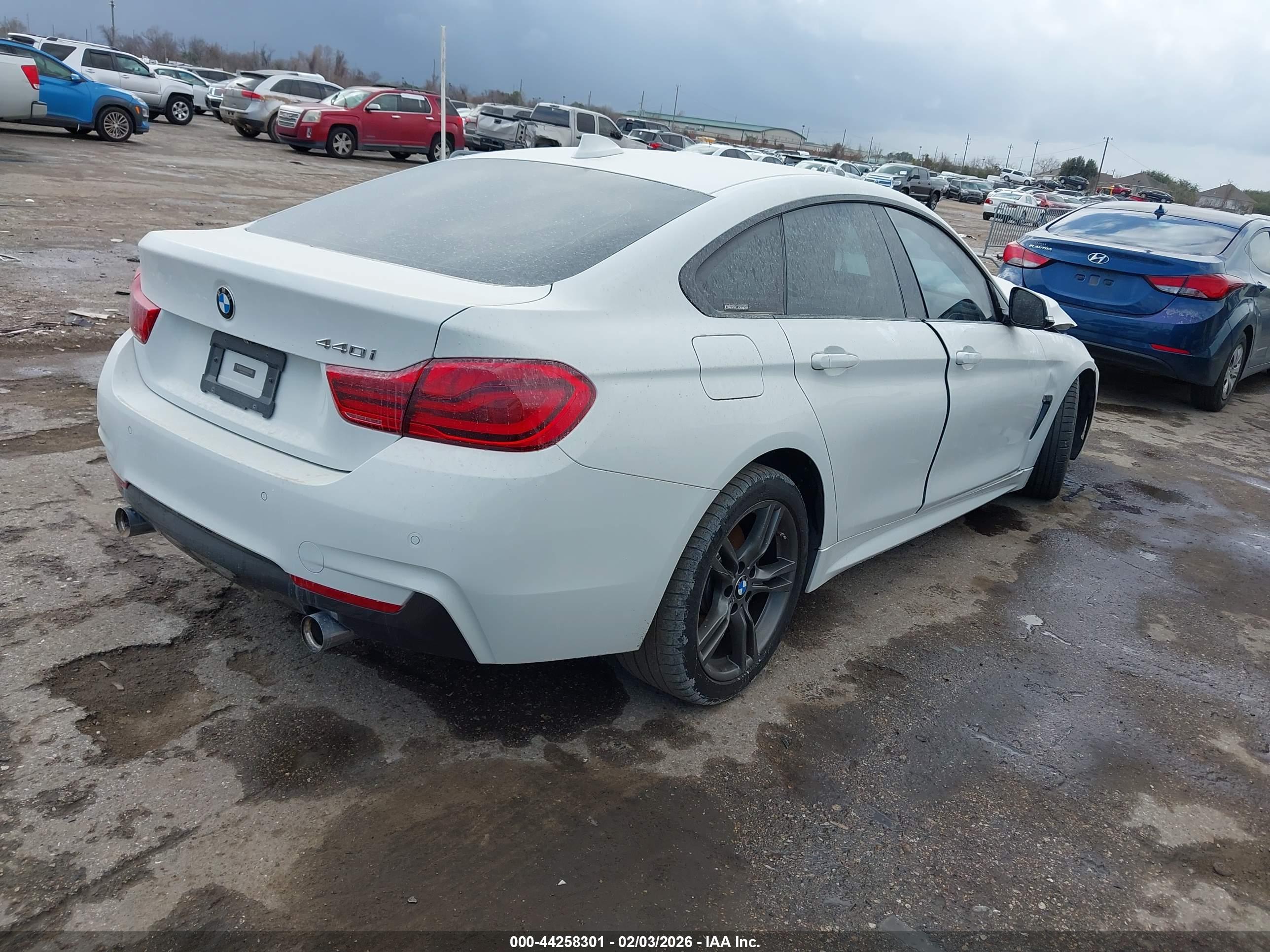 BMW 440I image 4
