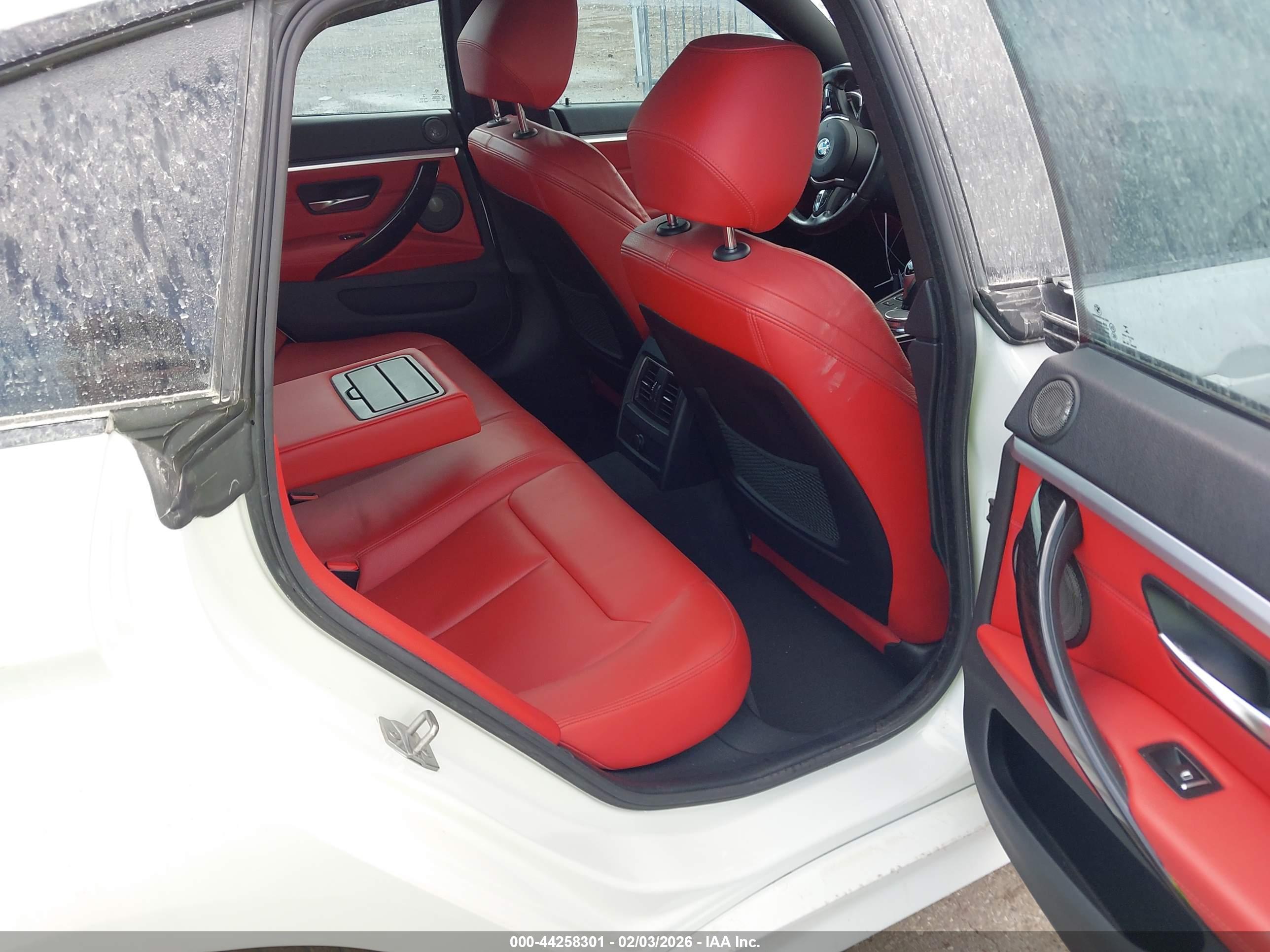 BMW 440I image 8