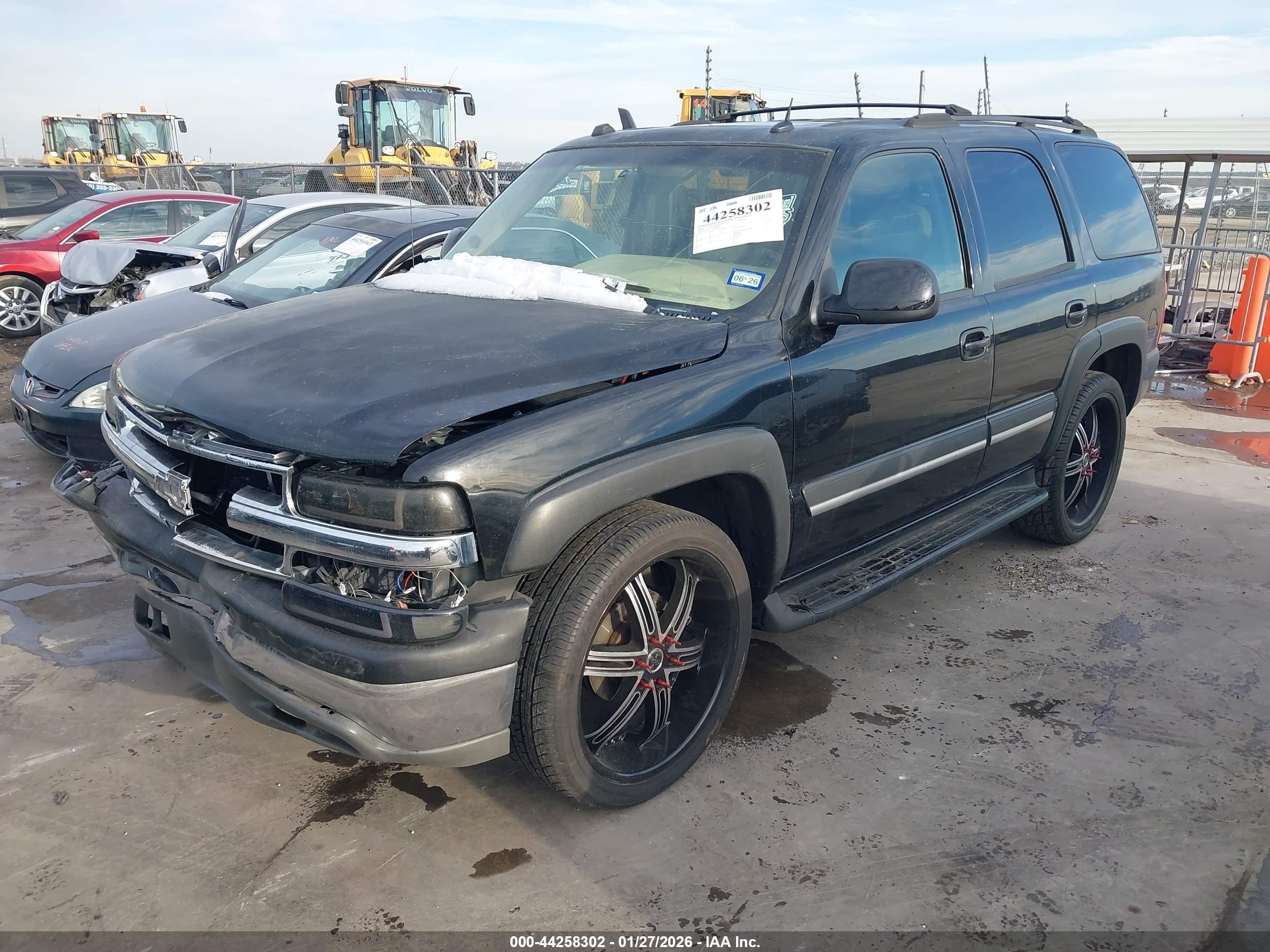 CHEVROLET TAHOE image 2