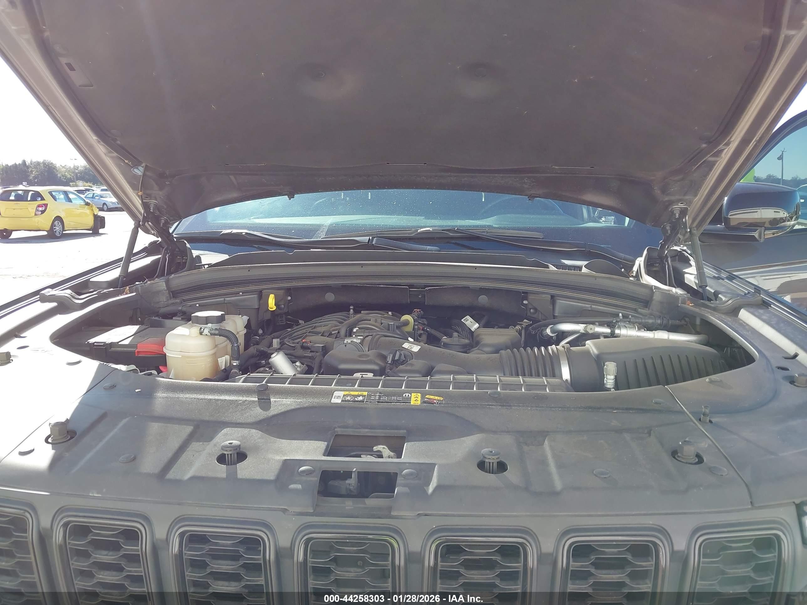 JEEP GRAND image 10