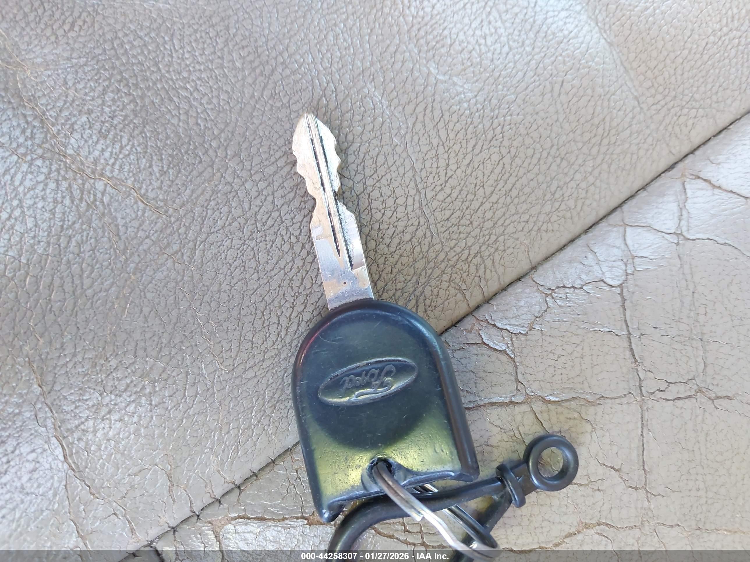 FORD F-150 image 11