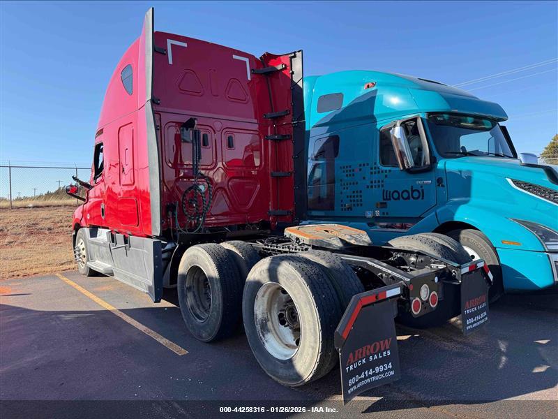 FREIGHTLINER NEW image 3
