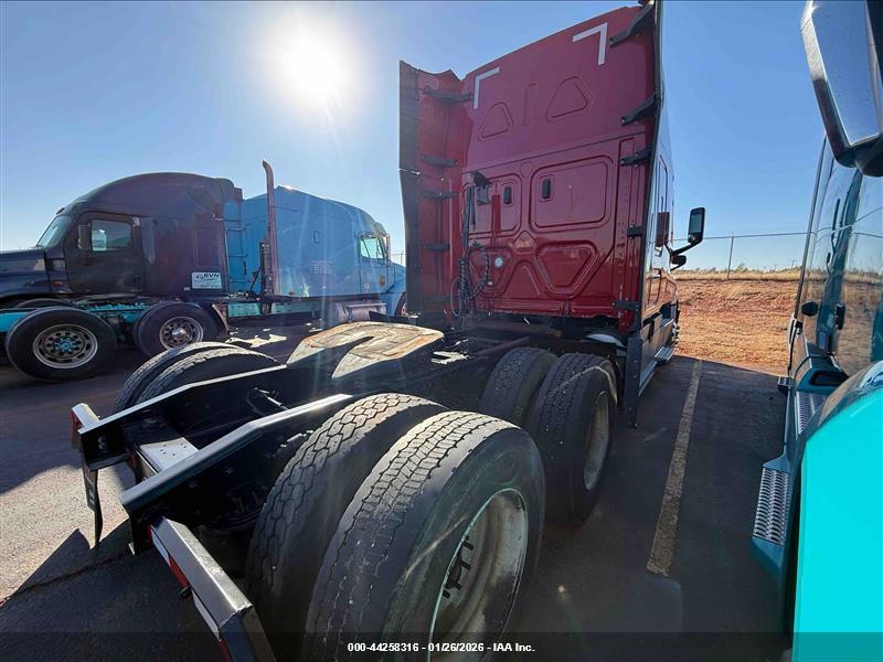 FREIGHTLINER NEW image 4