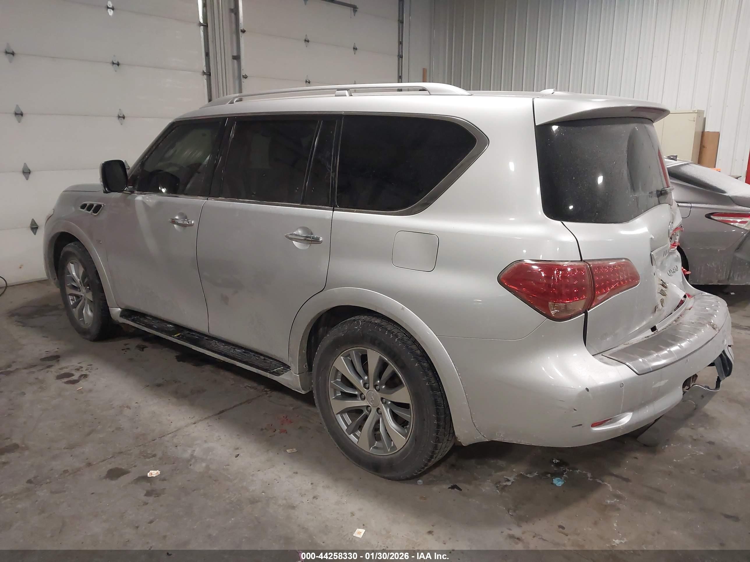 INFINITI QX80 image 3