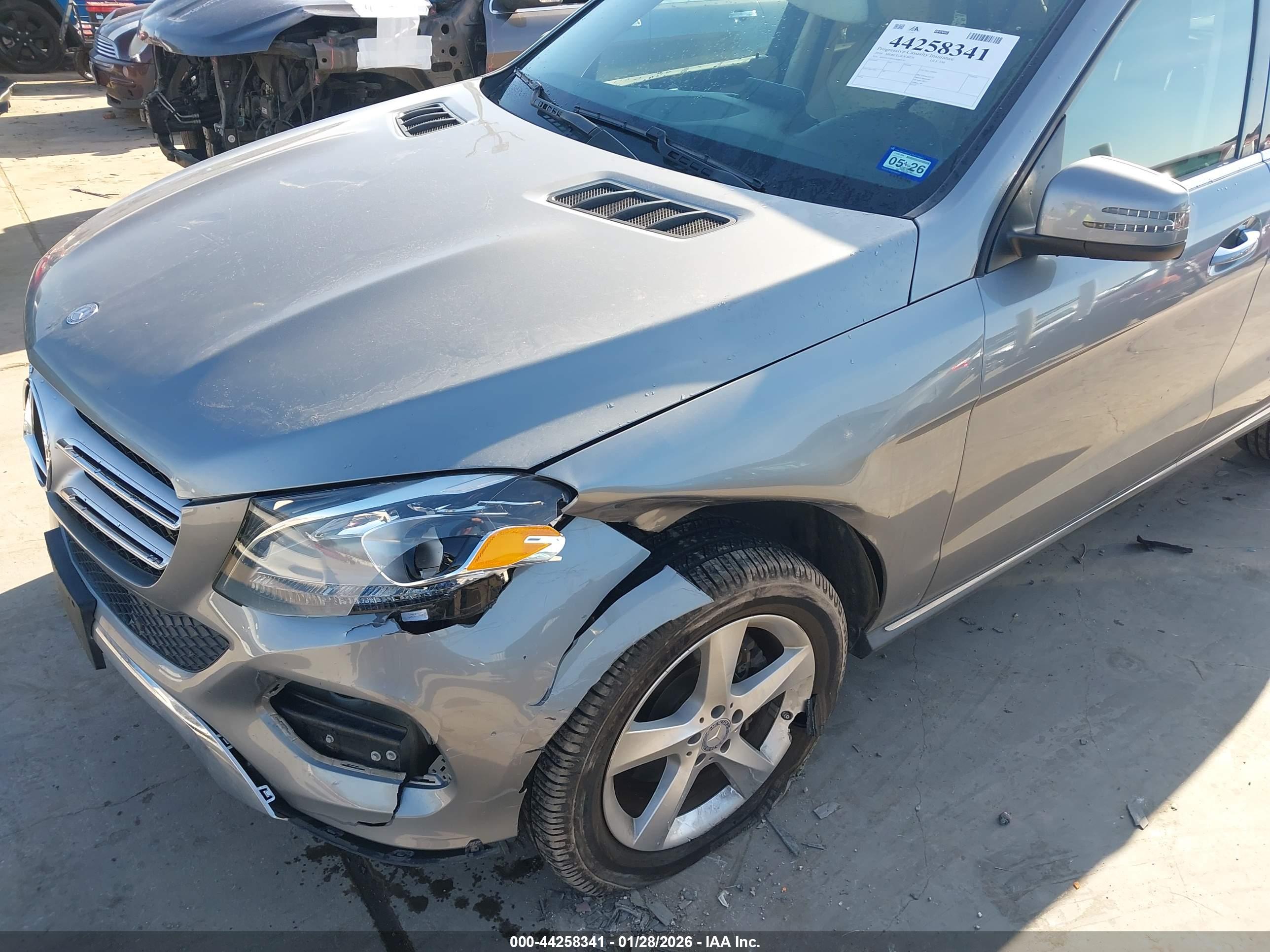 MERCEDES-BENZ GLE image 6