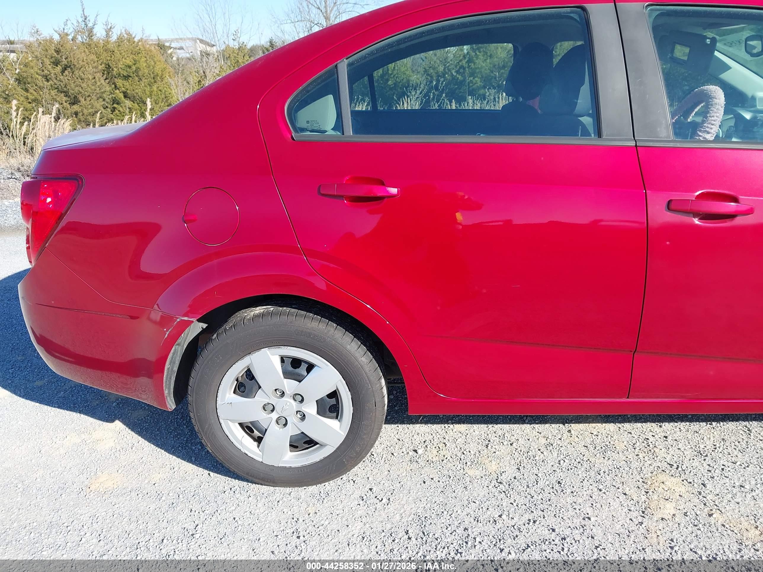 CHEVROLET SONIC image 6