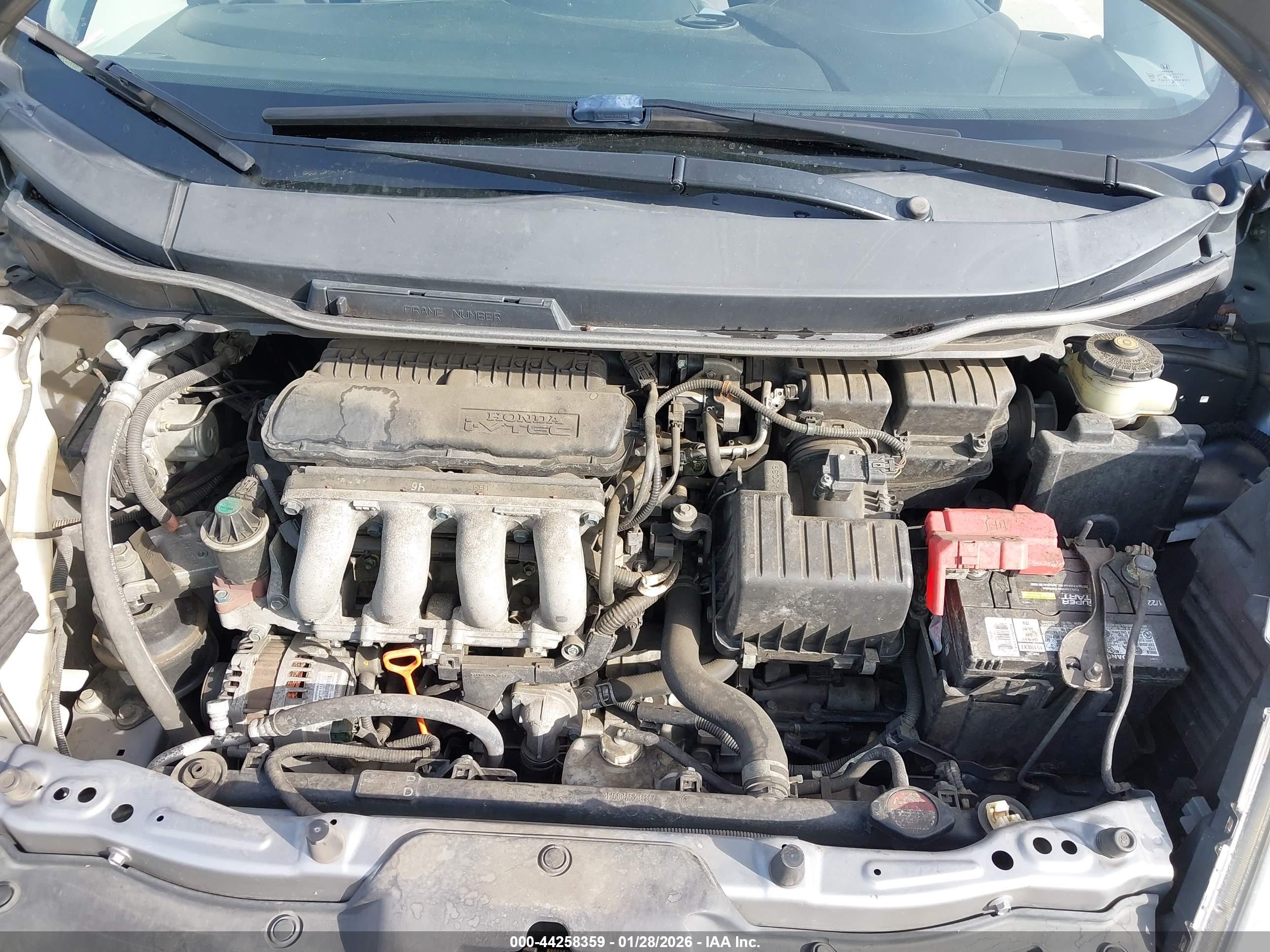 HONDA FIT image 10