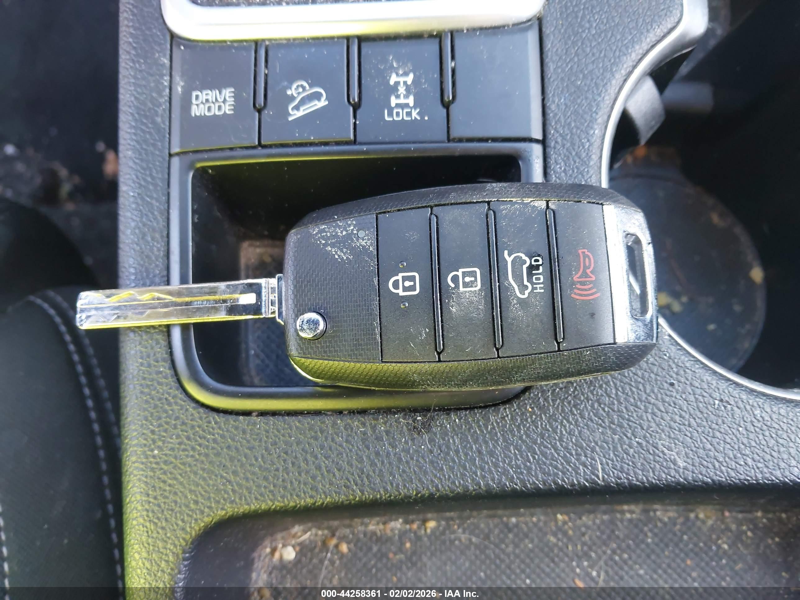 KIA SPORTAGE image 11