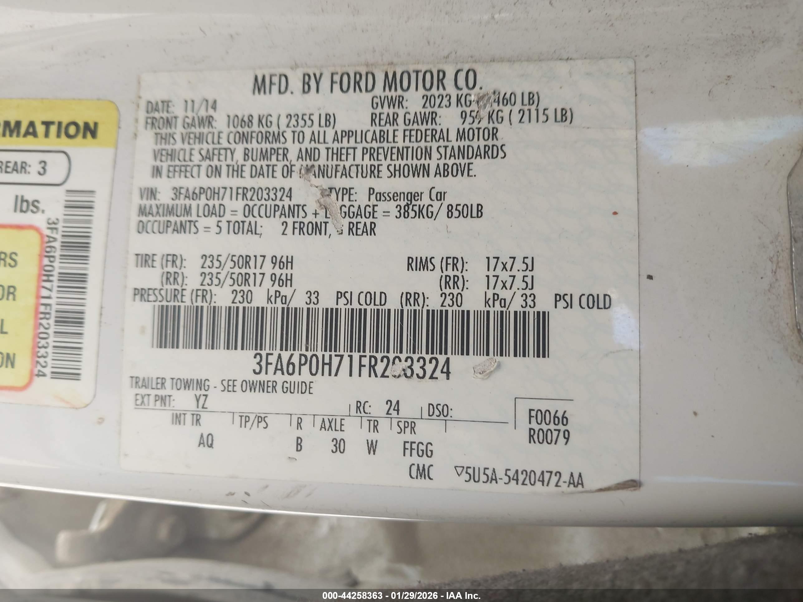 FORD FUSION image 9