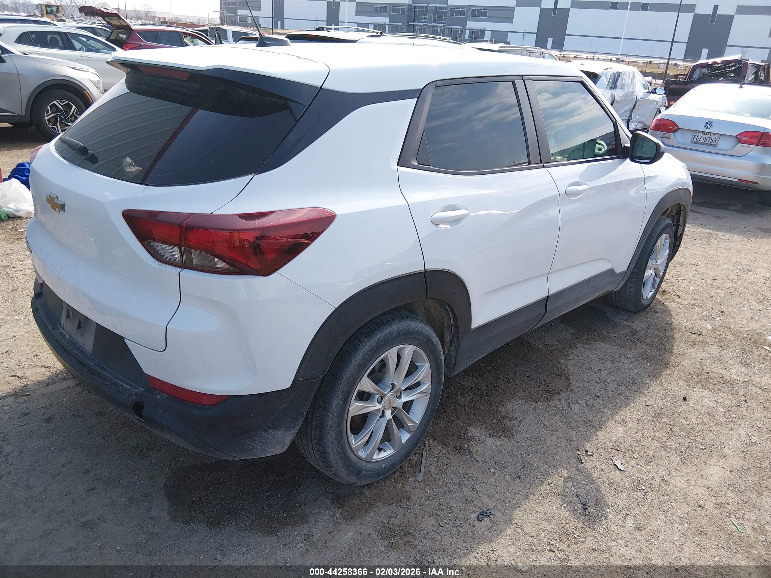 CHEVROLET TRAILBLAZER image 4