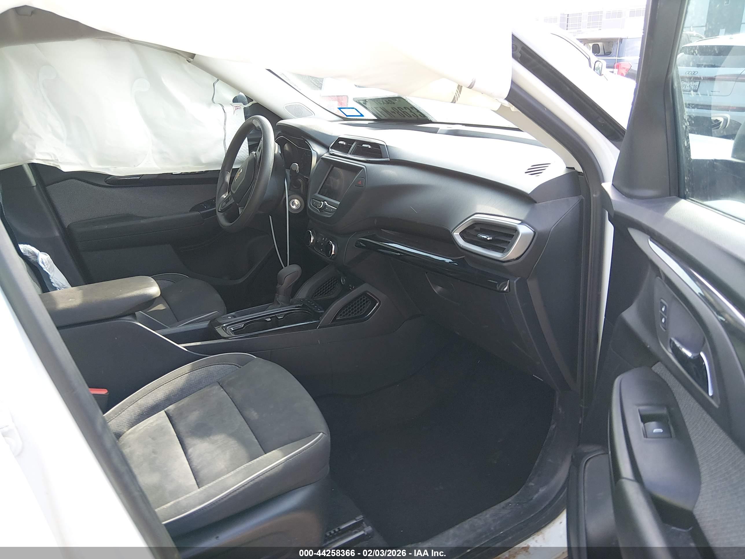 CHEVROLET TRAILBLAZER image 5