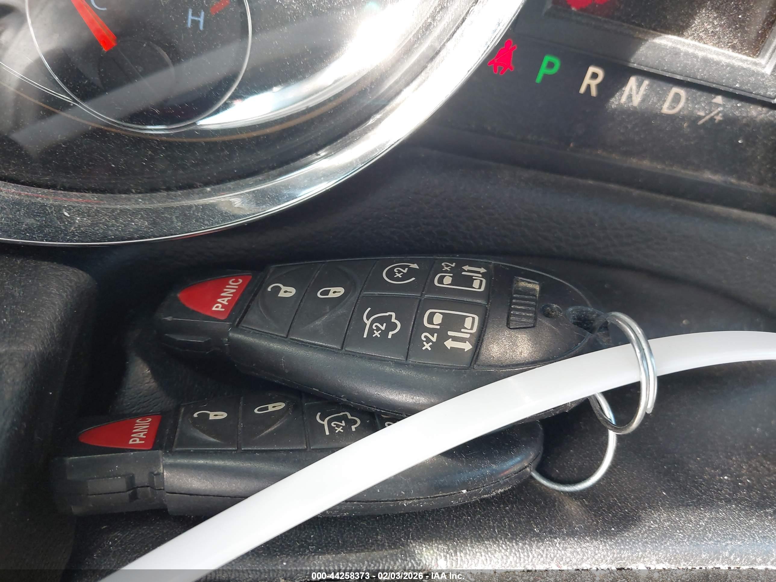 CHRYSLER TOWN image 11