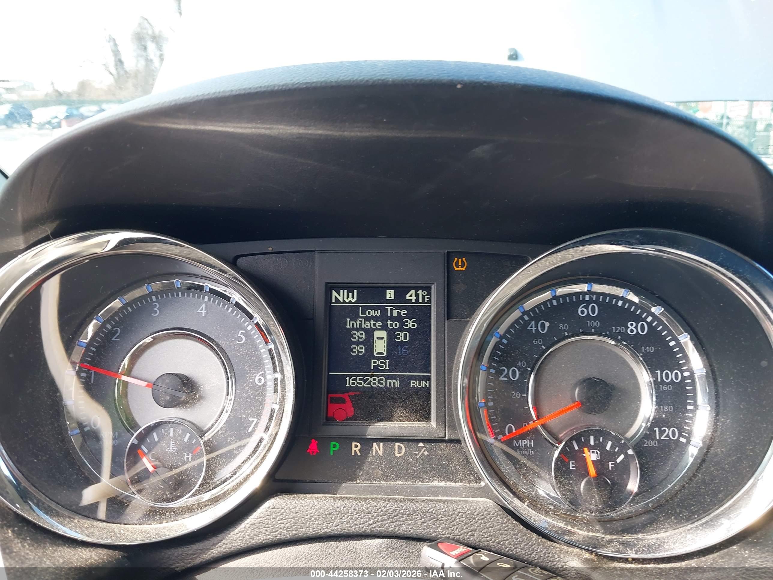 CHRYSLER TOWN image 7