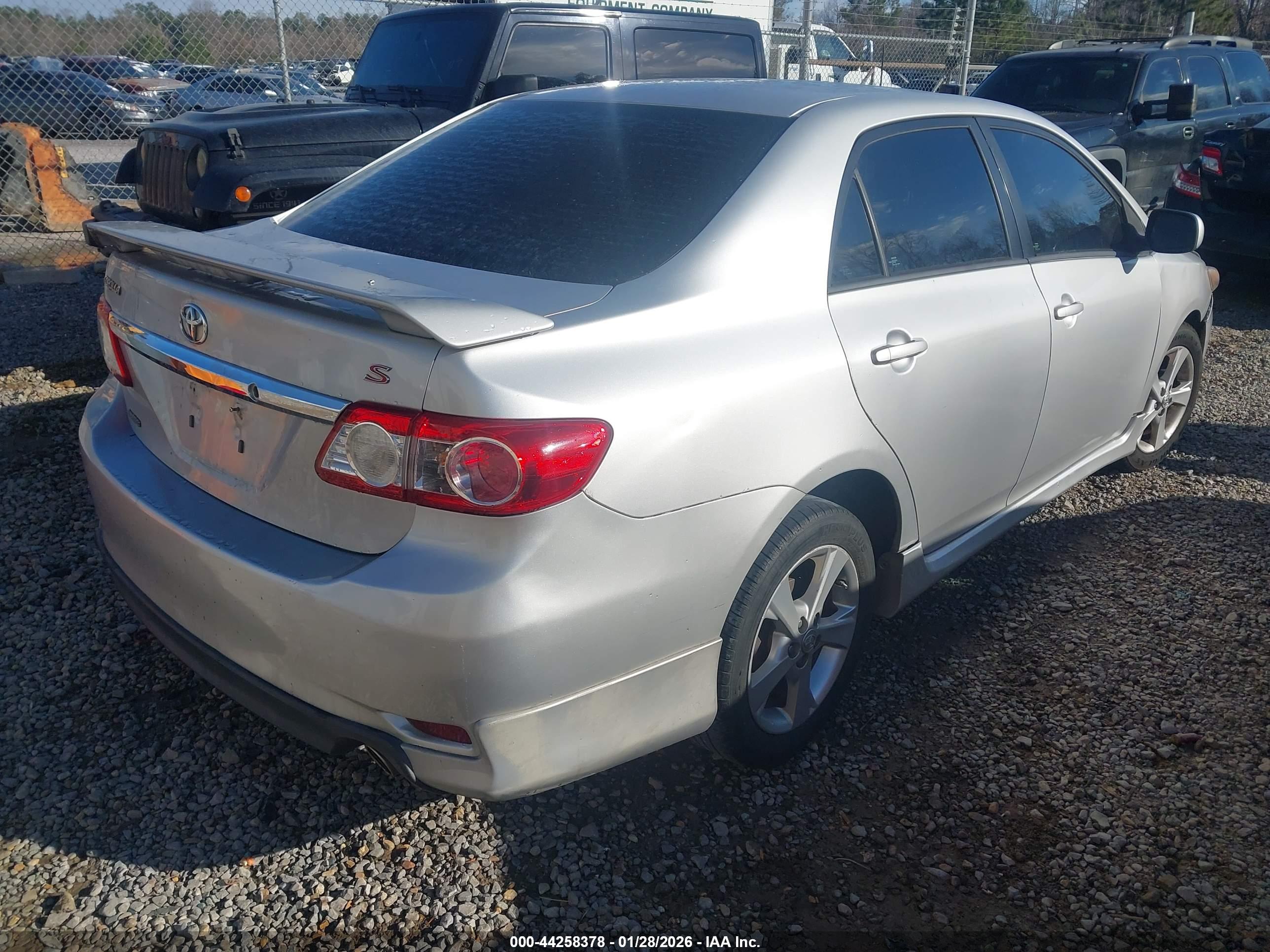TOYOTA COROLLA image 4