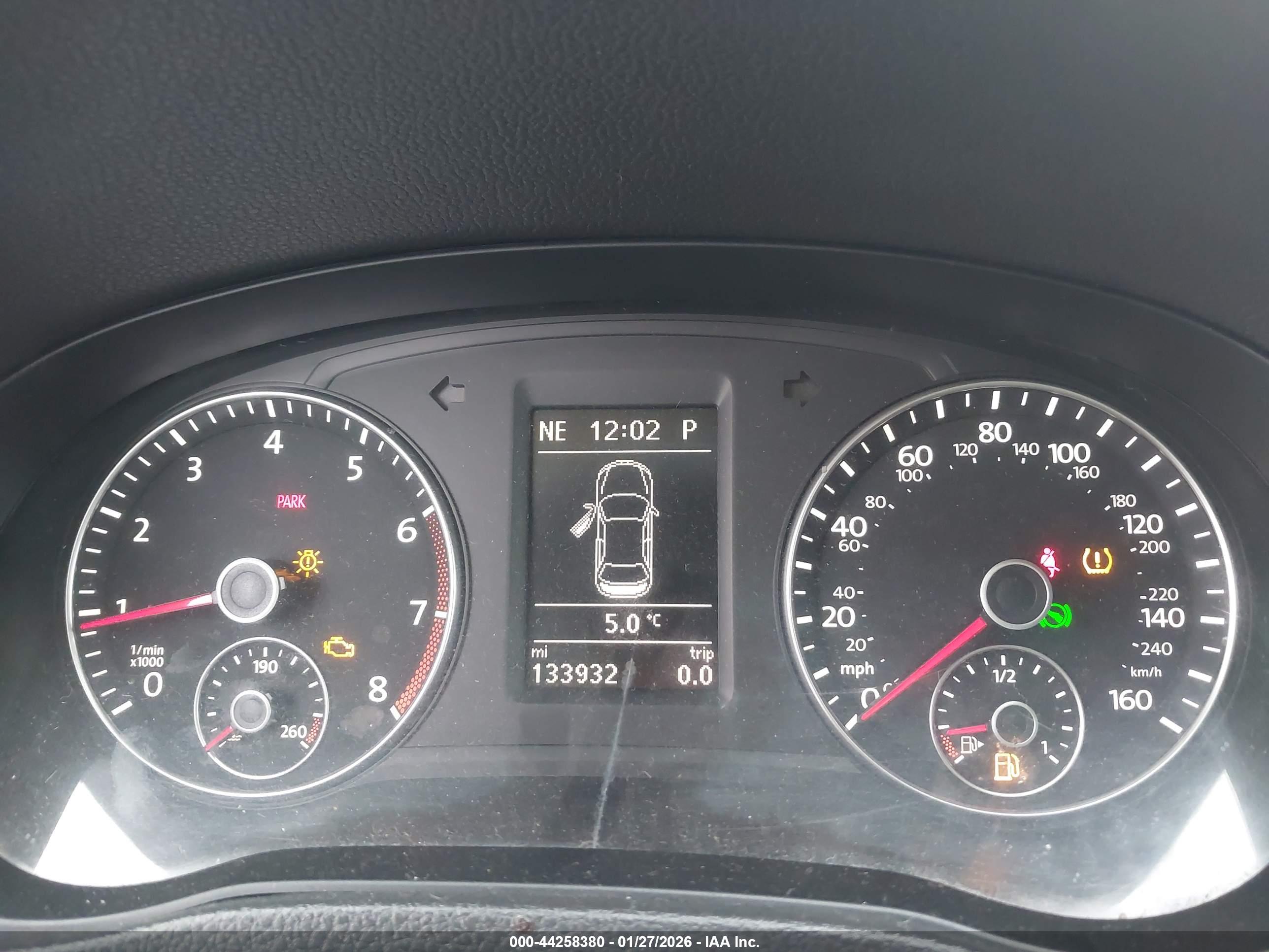 VOLKSWAGEN PASSAT image 7