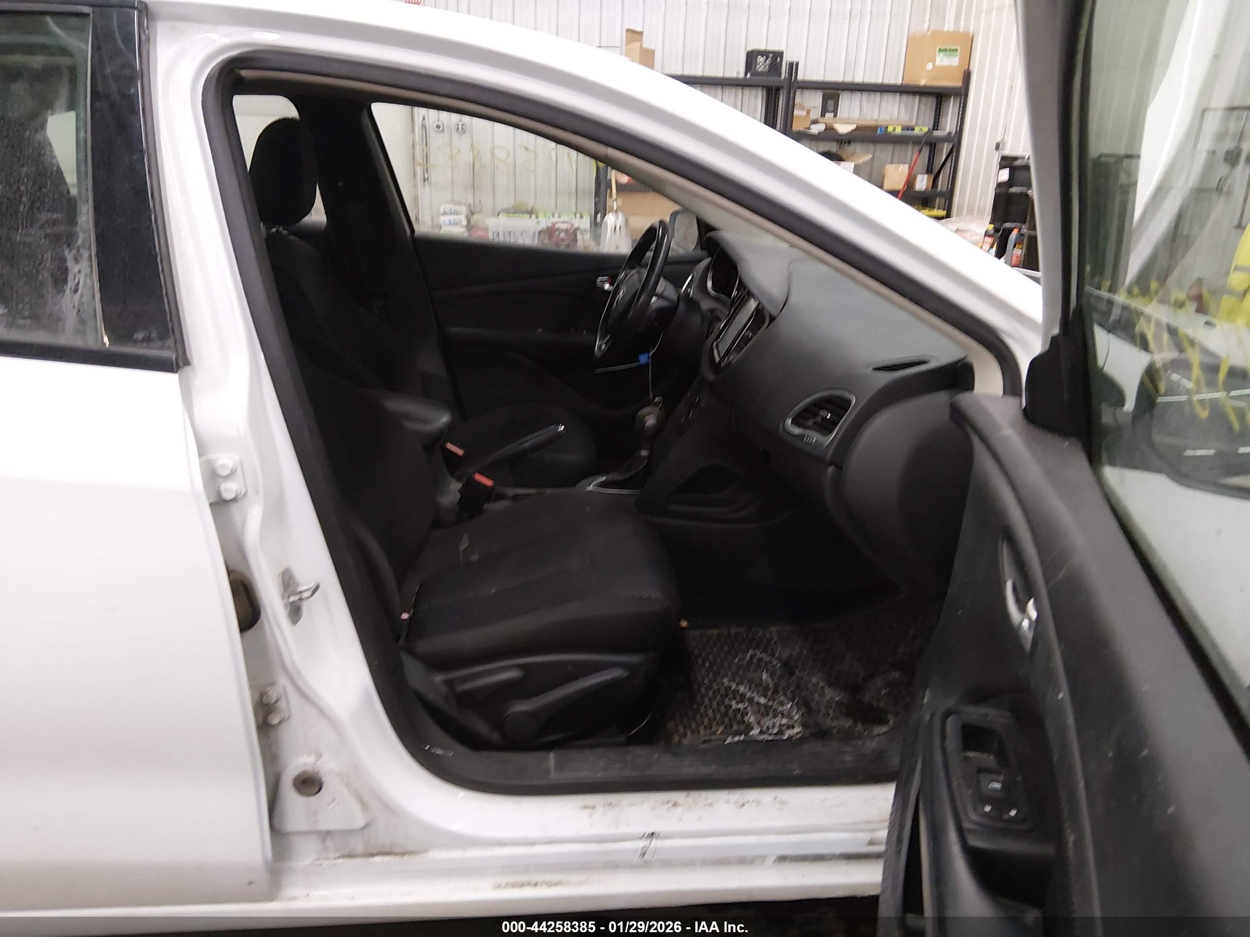 DODGE DART image 5