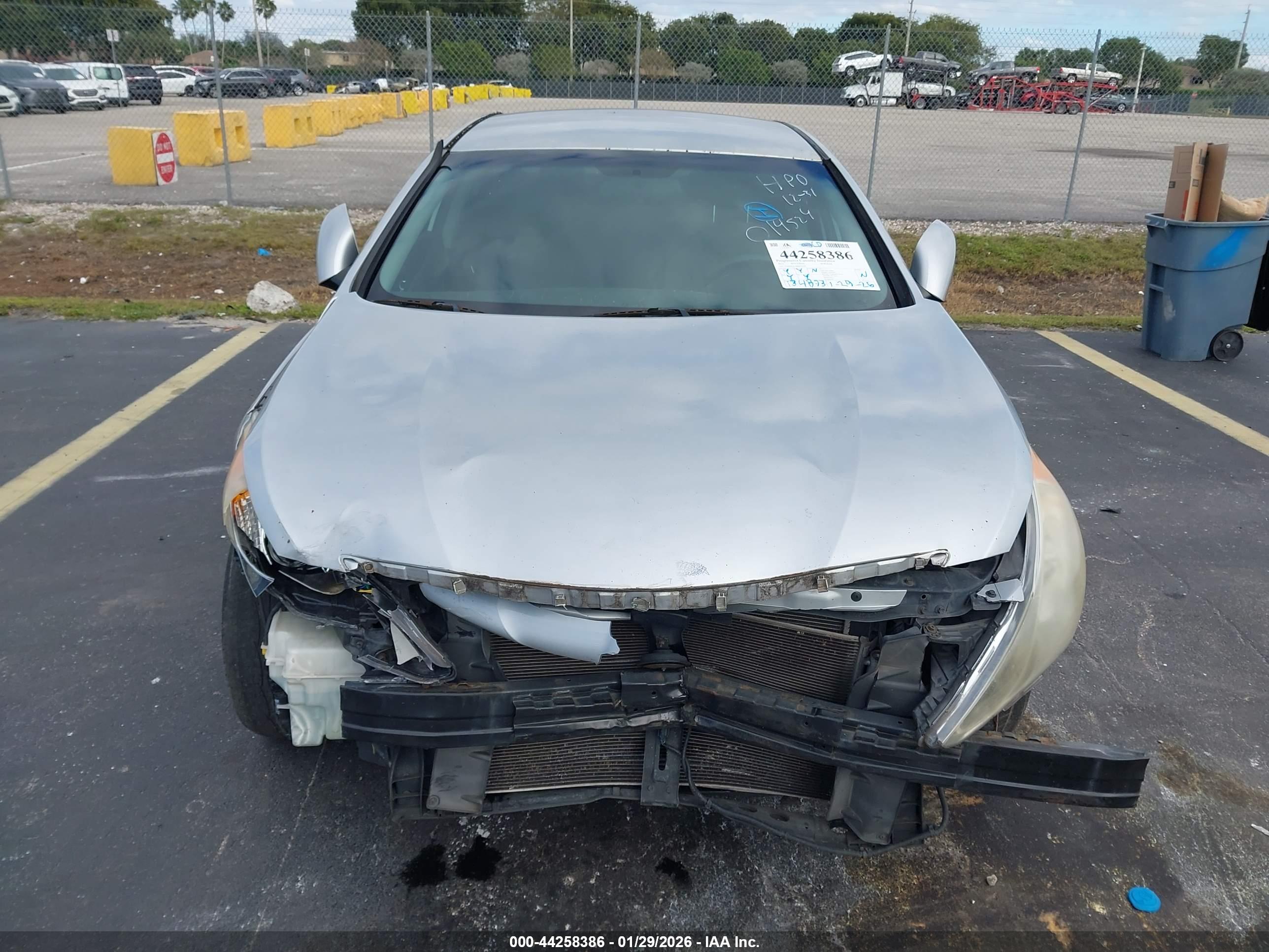 HYUNDAI SONATA image 6