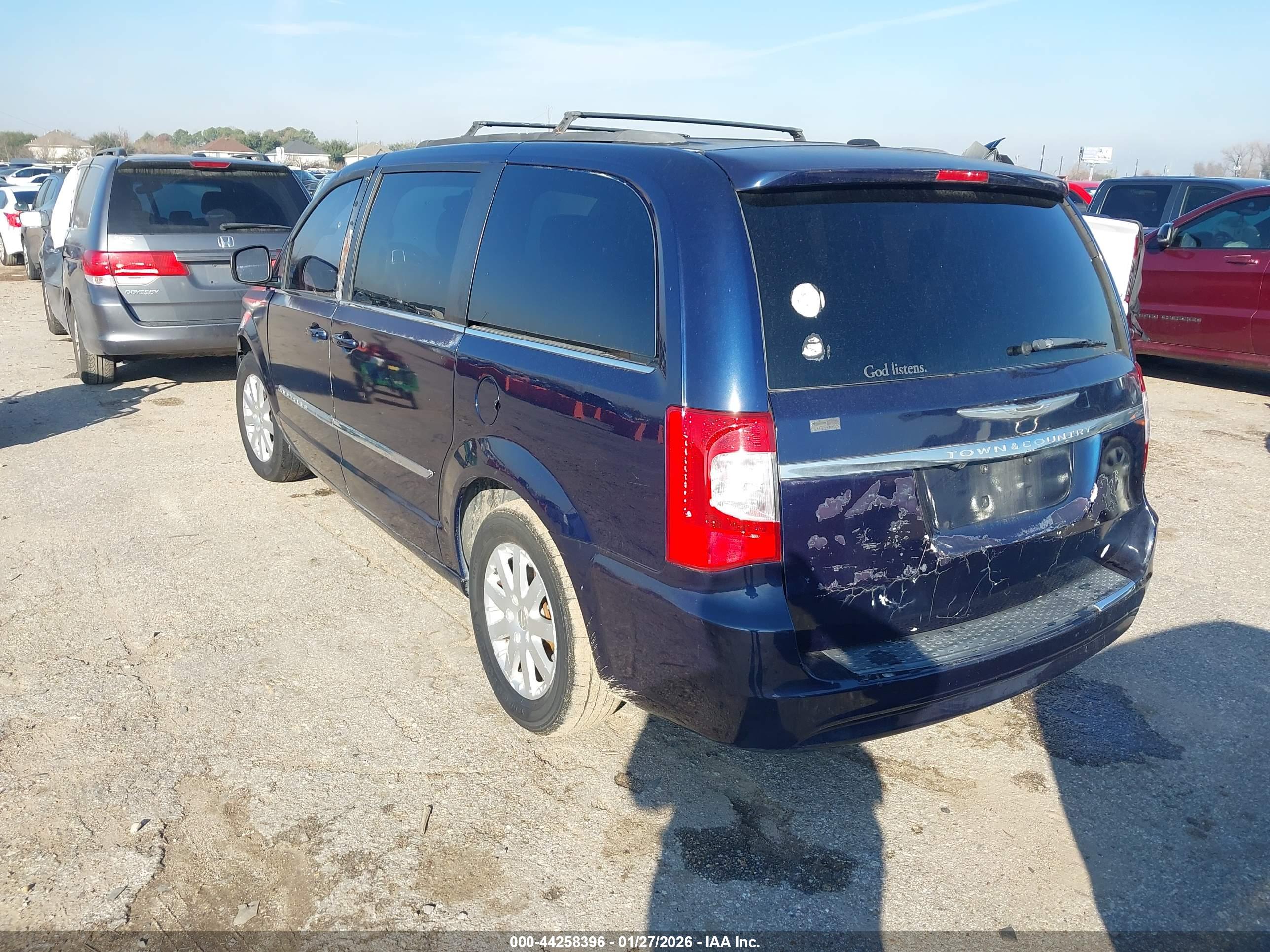 CHRYSLER TOWN image 3