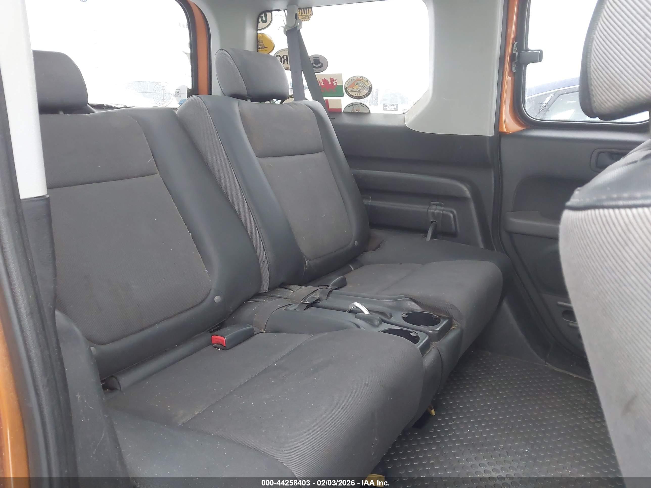 HONDA ELEMENT image 8