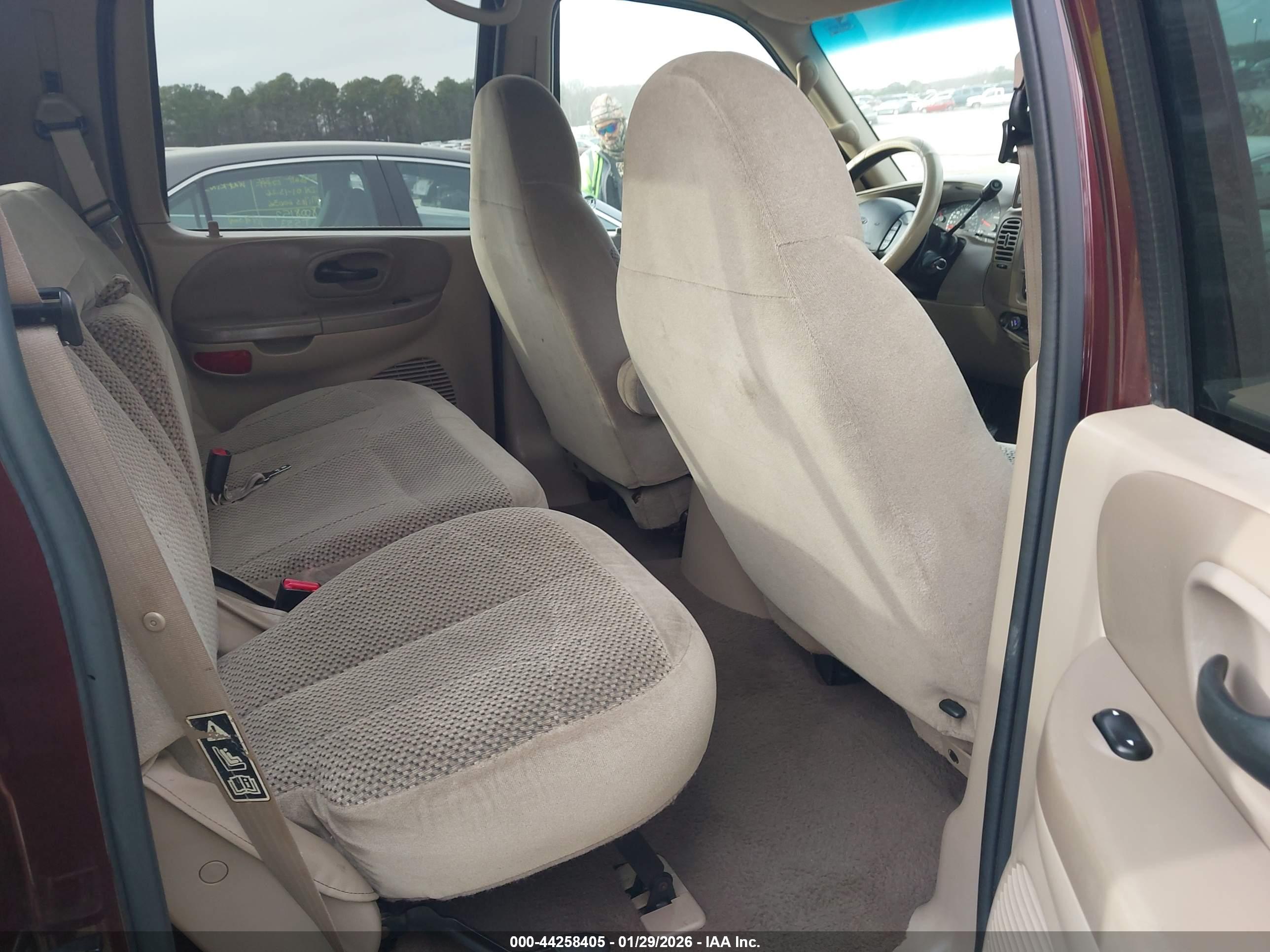 FORD F-150 image 8