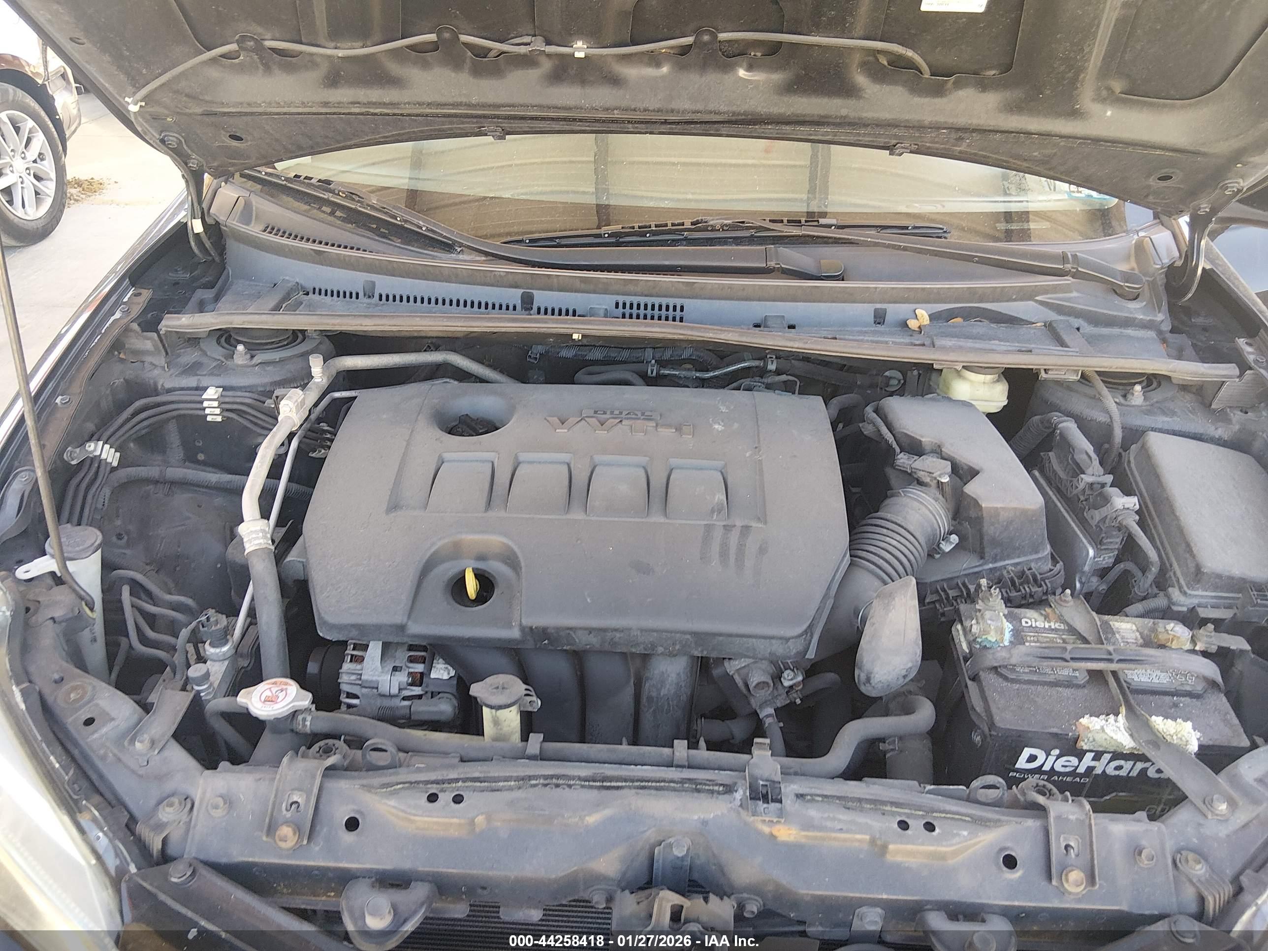 TOYOTA COROLLA image 10