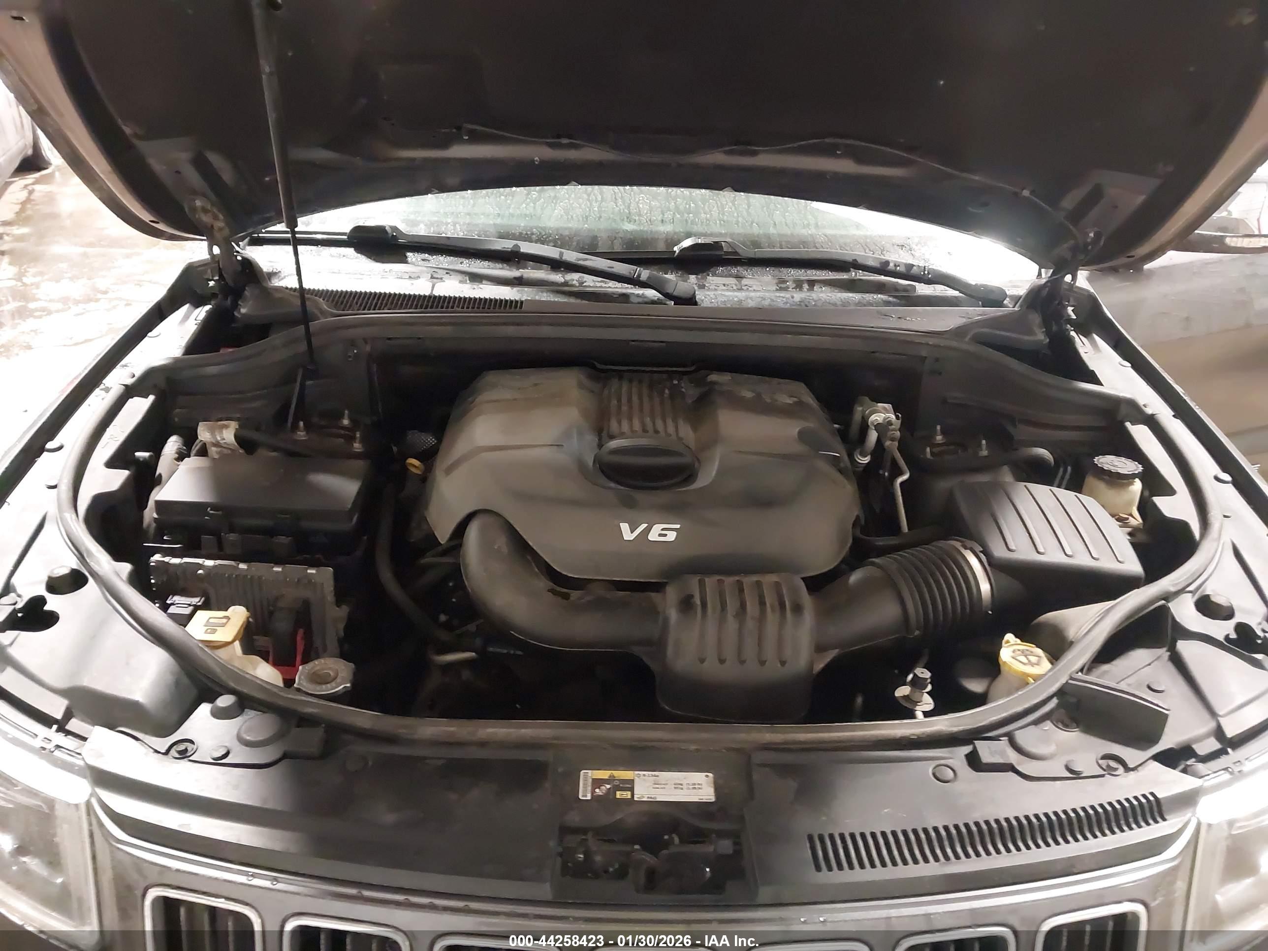 JEEP GRAND image 10