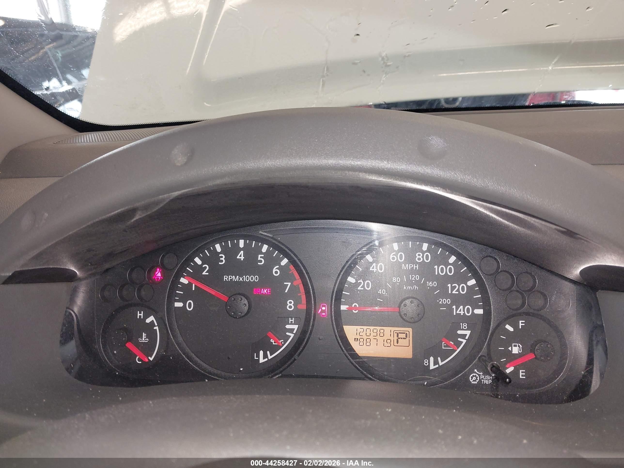 NISSAN FRONTIER image 7