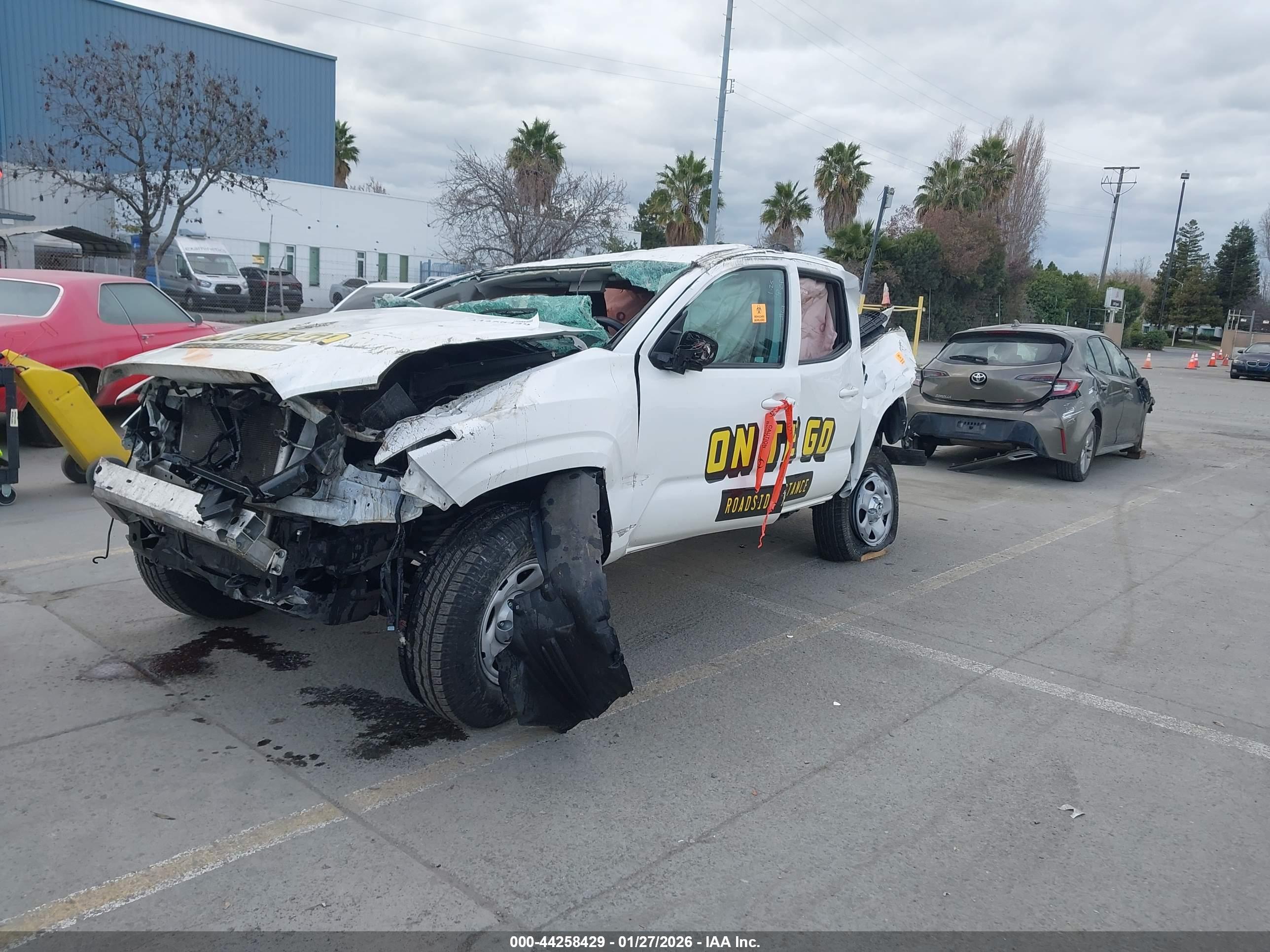 TOYOTA TACOMA image 2
