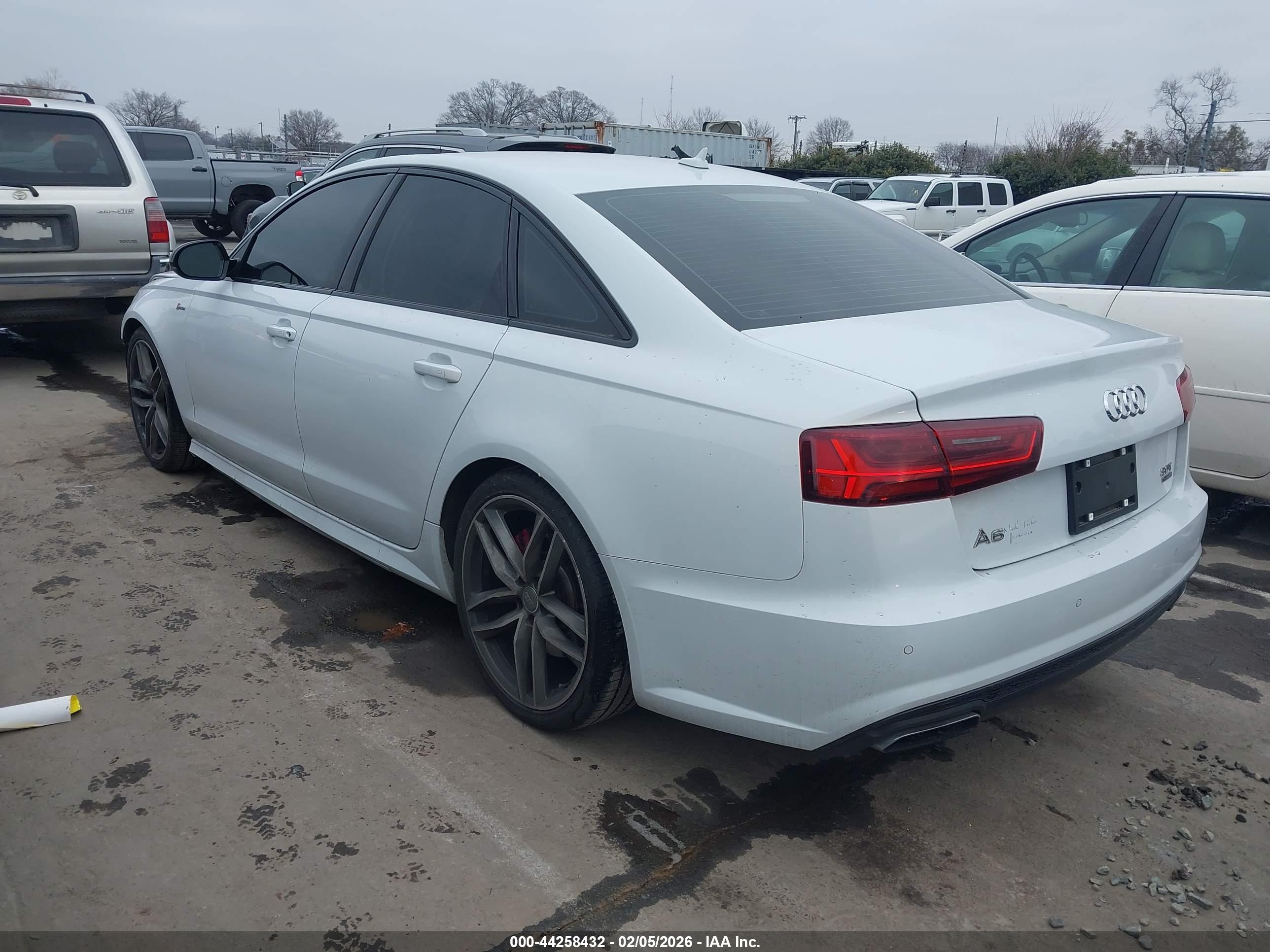 AUDI A6 image 3