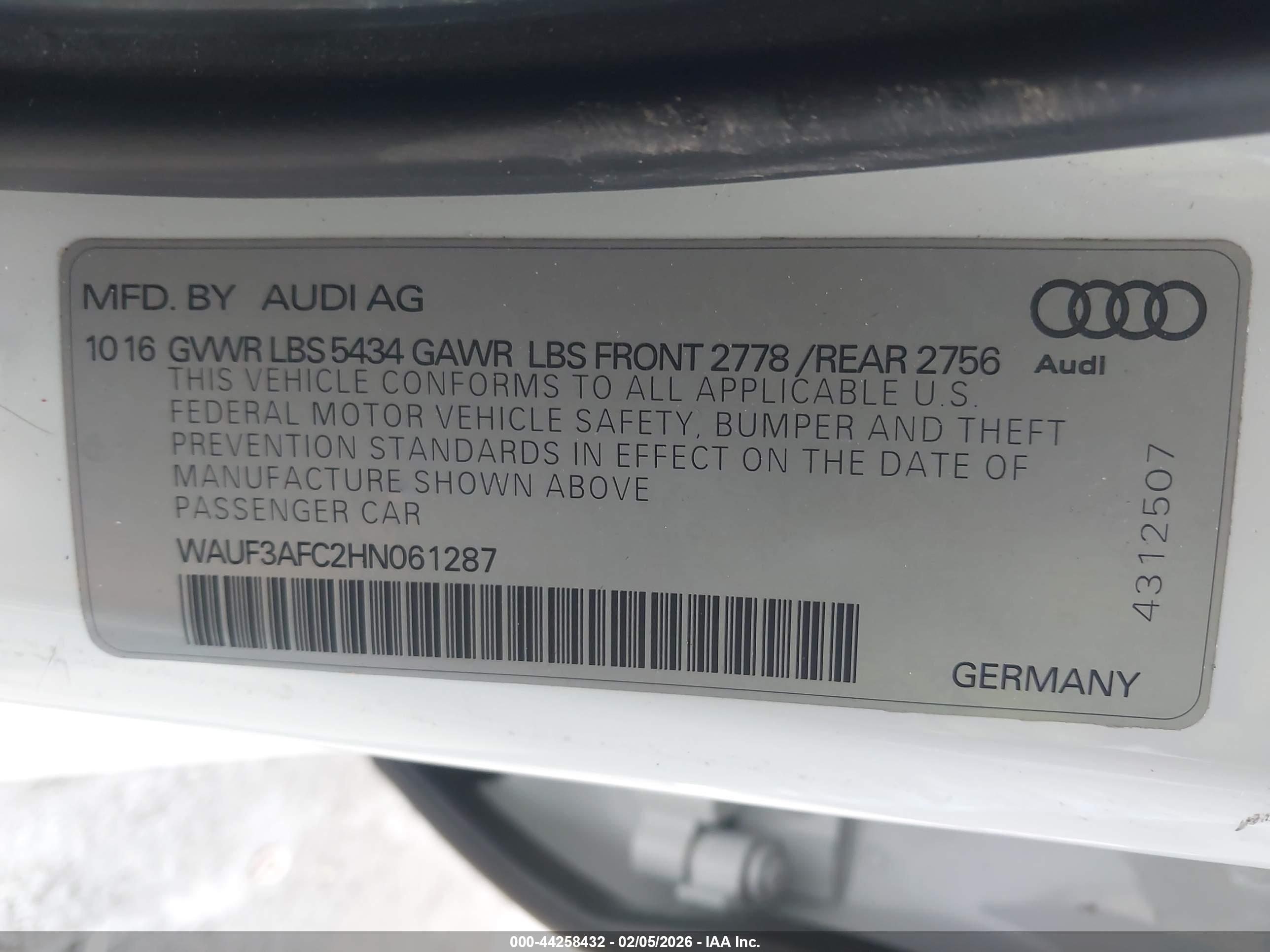 AUDI A6 image 9