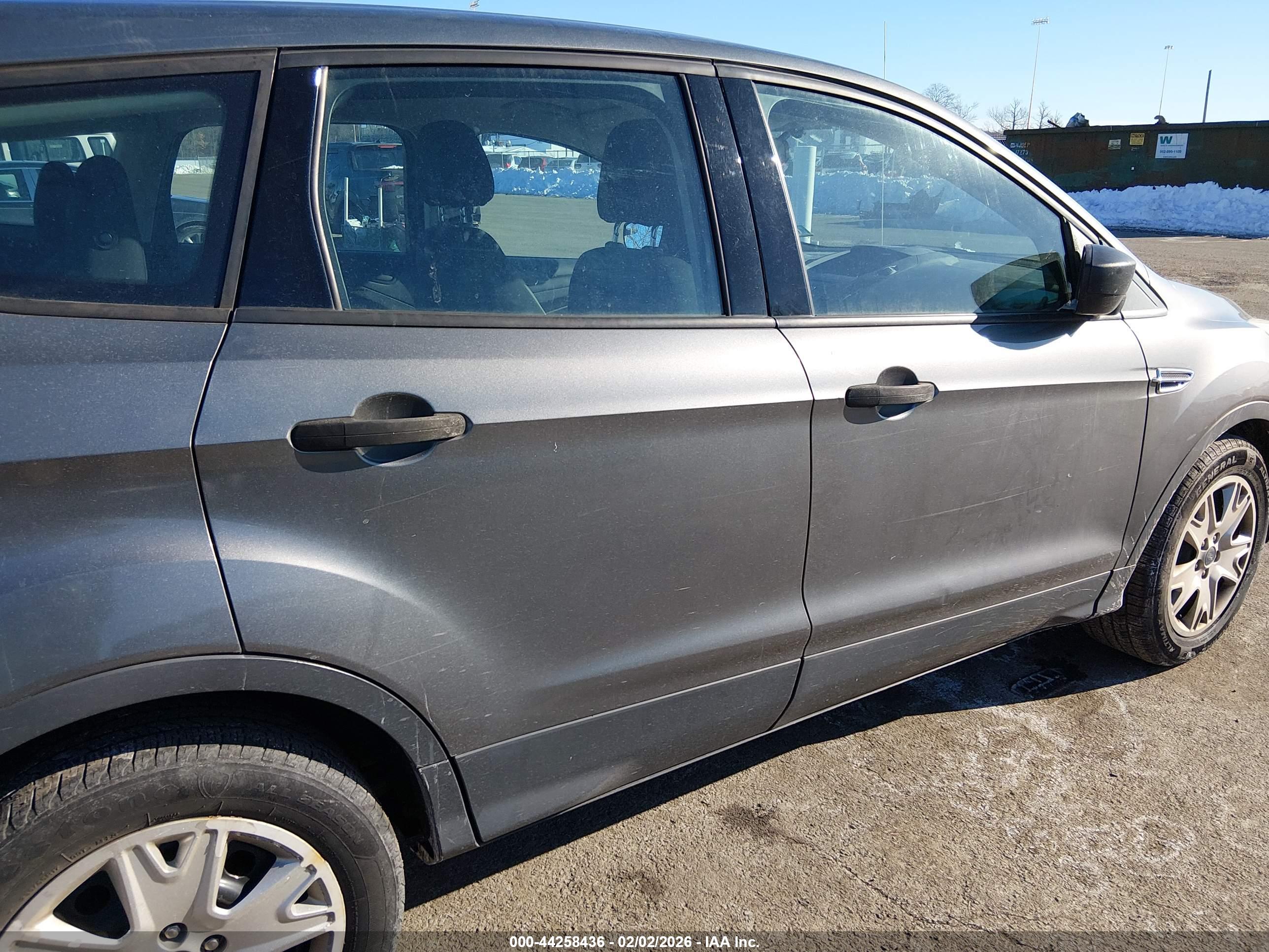 FORD ESCAPE image 6