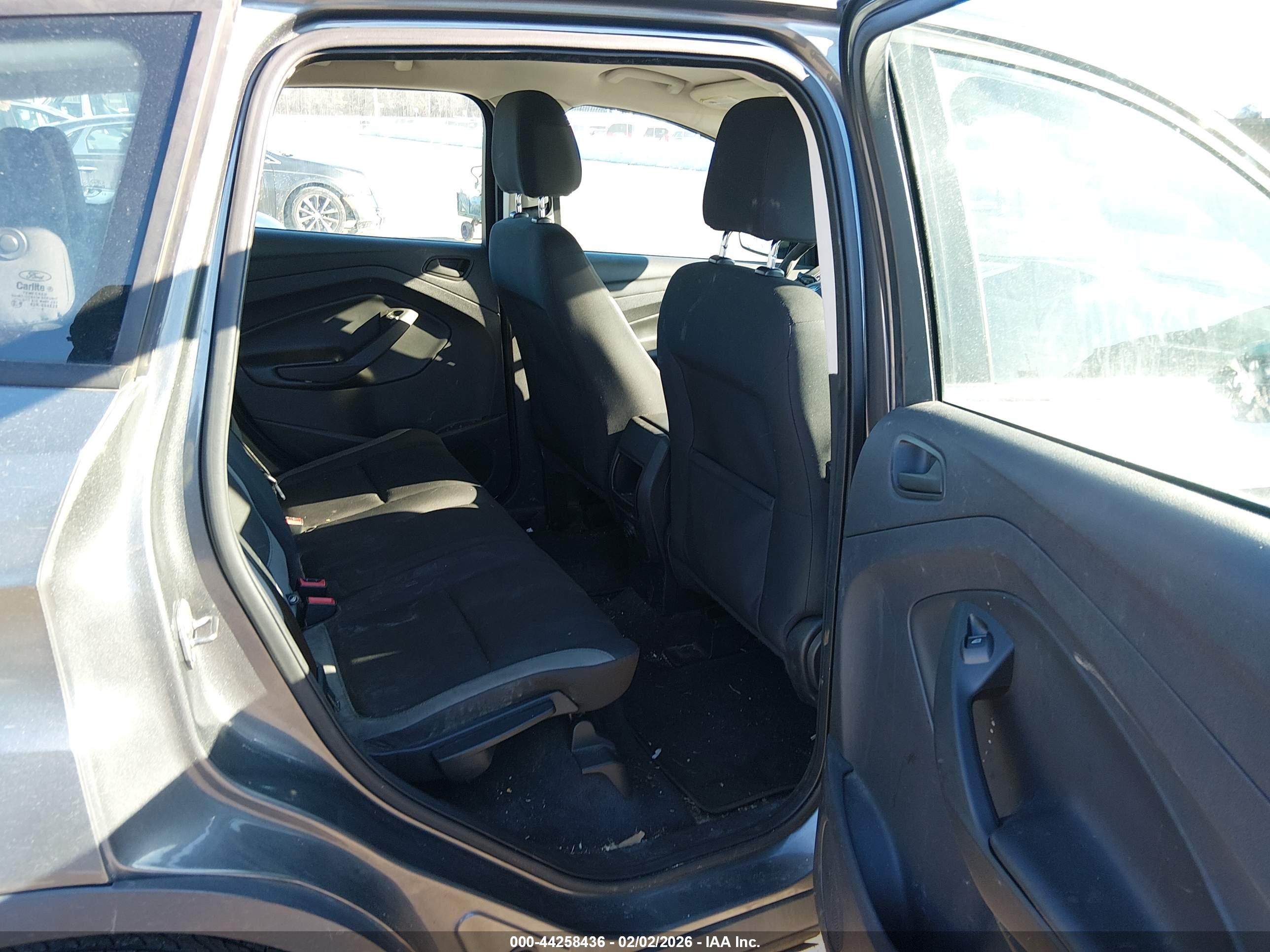 FORD ESCAPE image 8