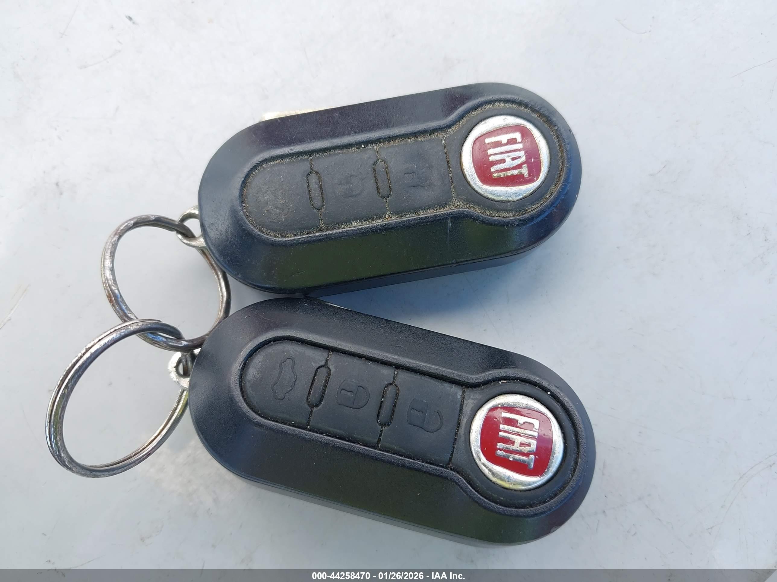 FIAT 500 image 11