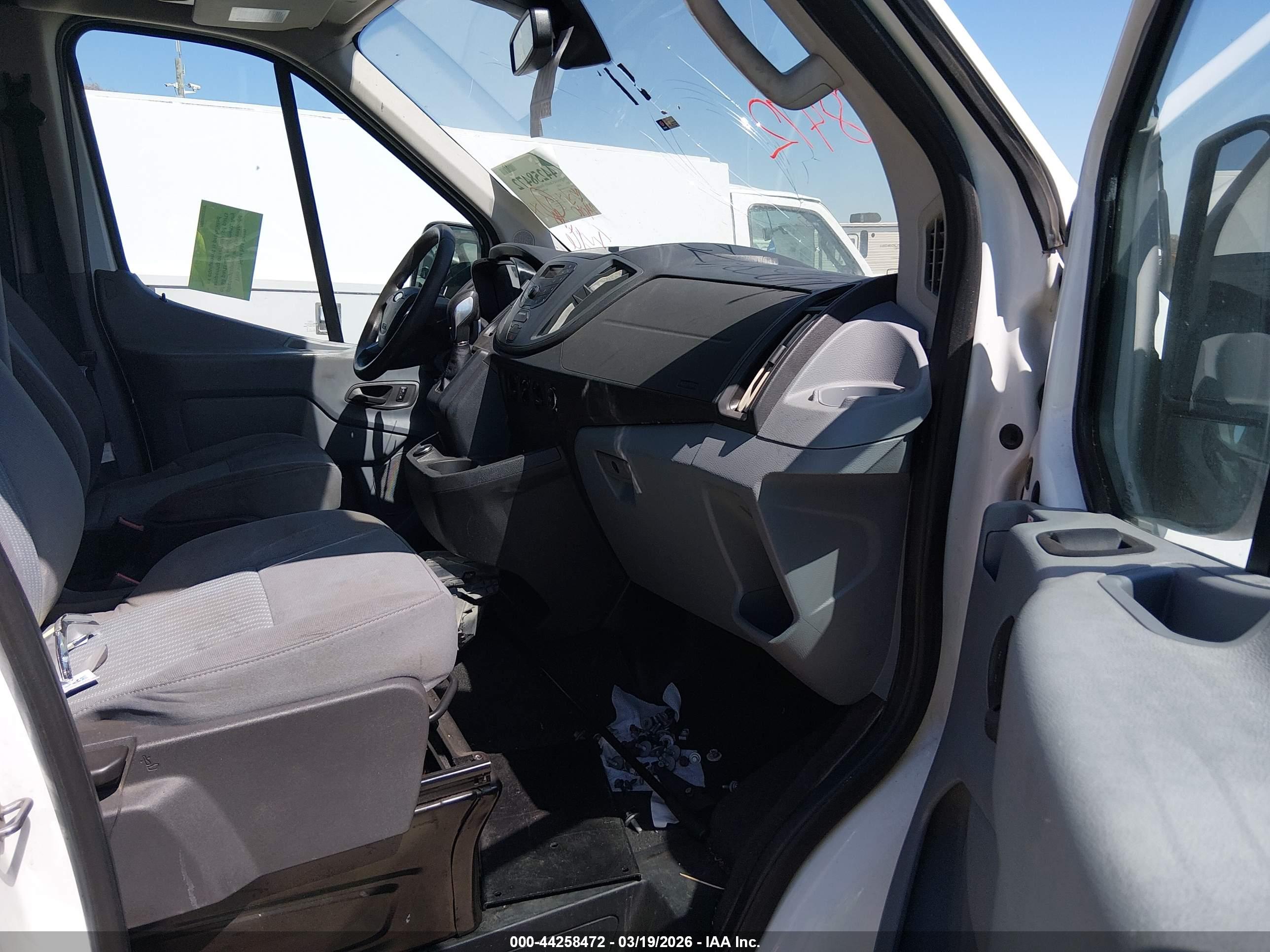 FORD TRANSIT-350 image 5