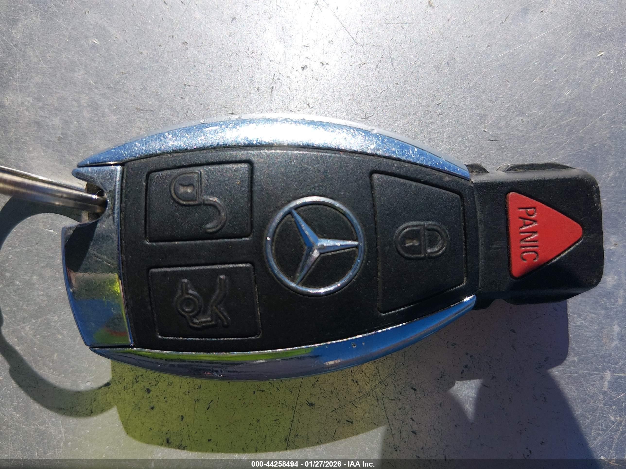 MERCEDES-BENZ C image 11